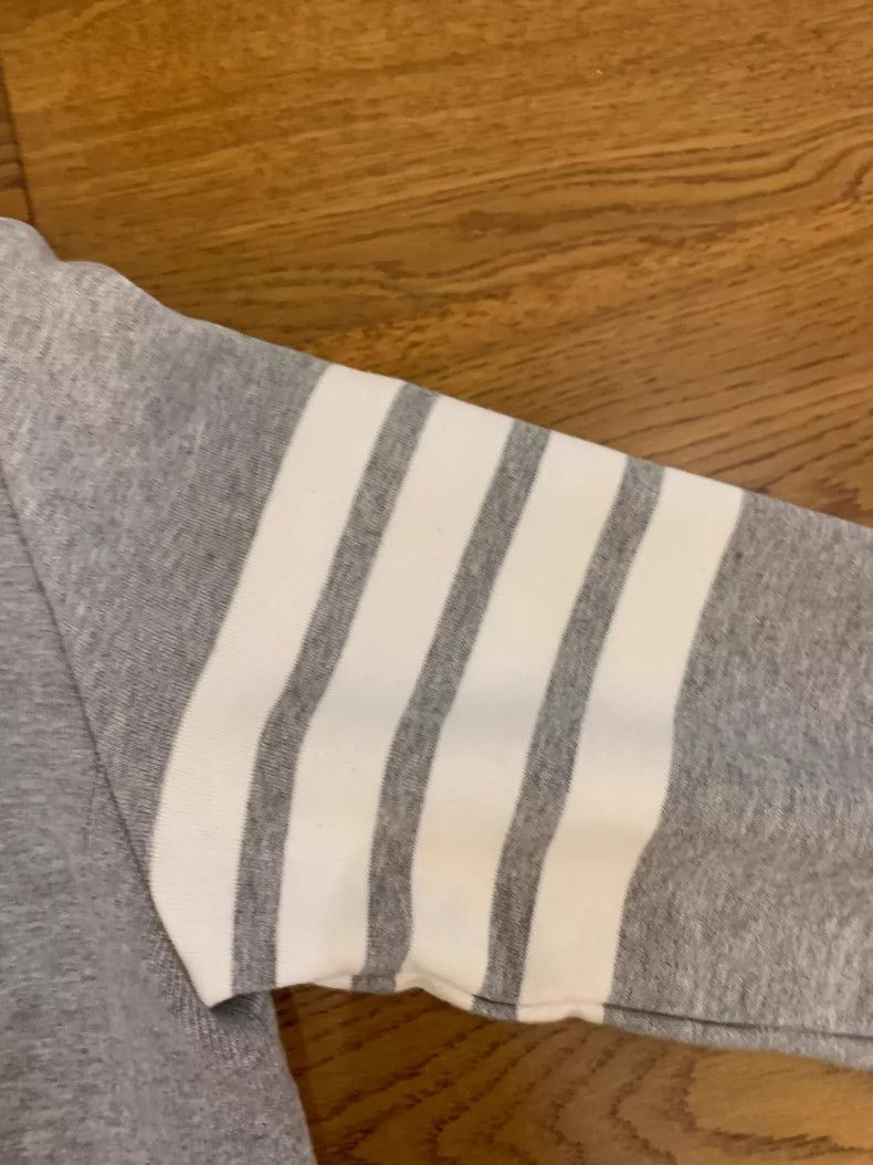 Thom Browne Thom browne Gray classic sweatshirt 2503-Nextarrow Size US S / EU 44-46 / 1 - 5 Thumbnail