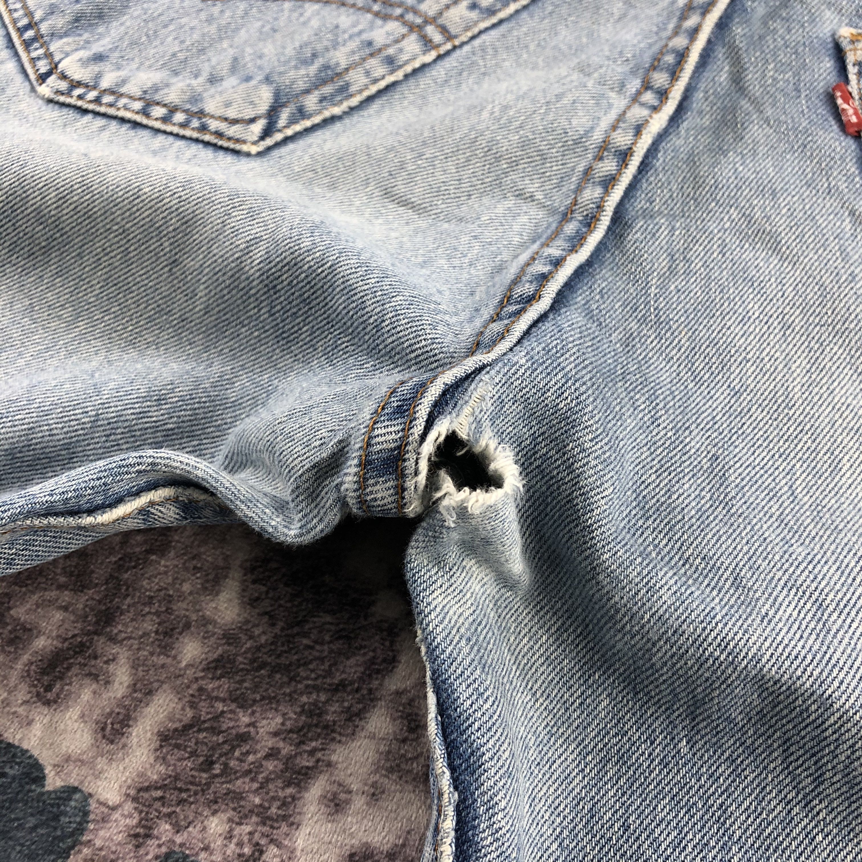 Levi's 90s Vintage Blue Wash Levis 501 Jeans-JM3028 Size US 32 / EU 48 - 6 Thumbnail