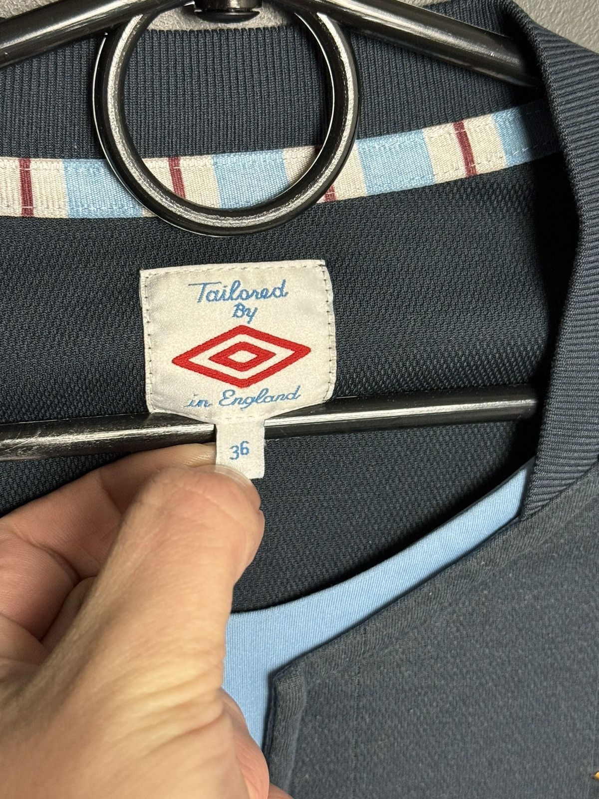 Umbro Manchester City 10/11 Away Silva Football Long Jersey Size US M / EU 48-50 / 2 - 15 Thumbnail