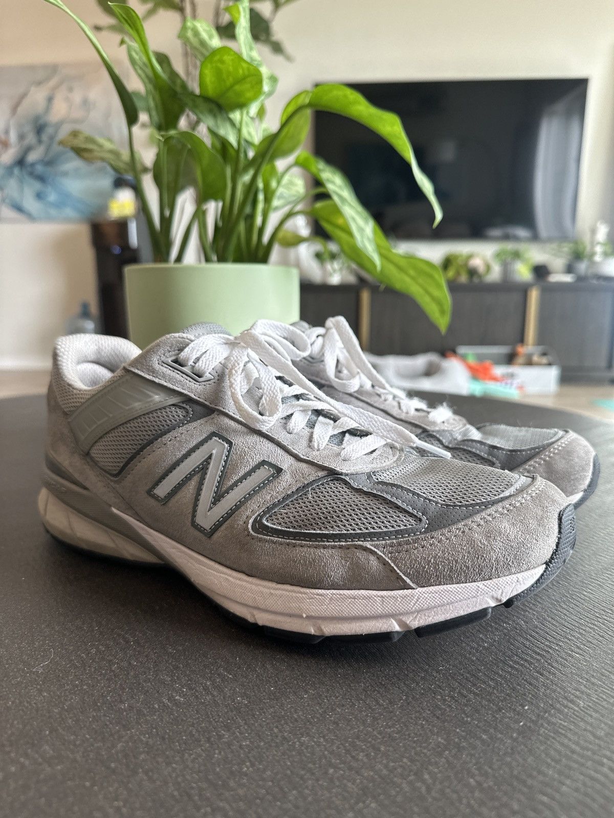 image of New Balance 990V5 Shoes in Grey, Men's (Size 11)