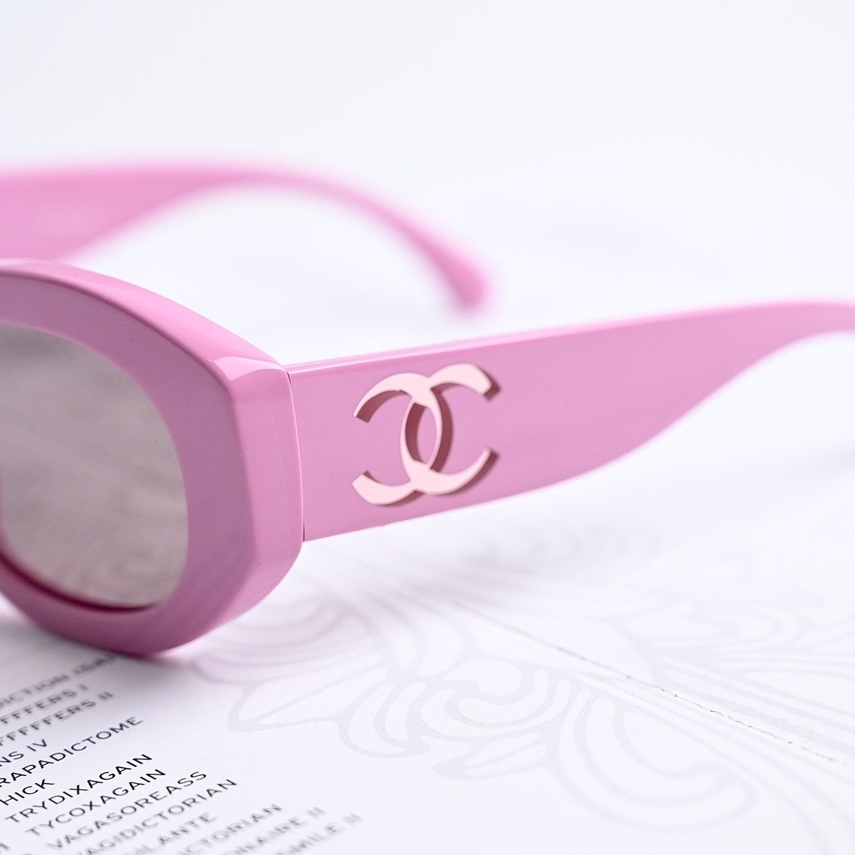 Chanel CHANEL 0CH5528 177653 SUNGLASSES Size ONE SIZE - 3 Thumbnail