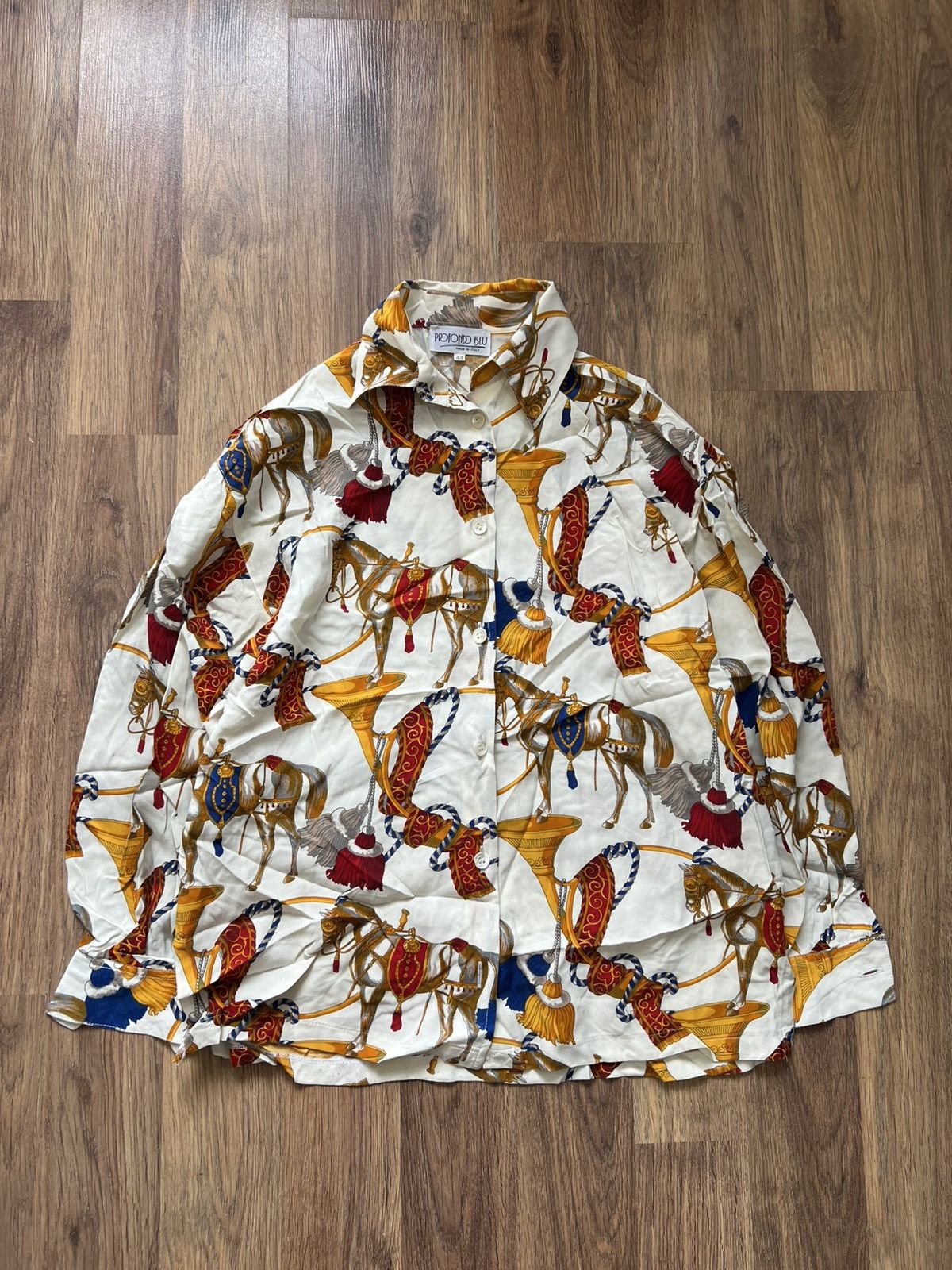Vintage Profond Blu Vintage Printed Button-Up Shirt (Size 44) Size M / US 6-8 / IT 42-44 - 1 Thumbnail