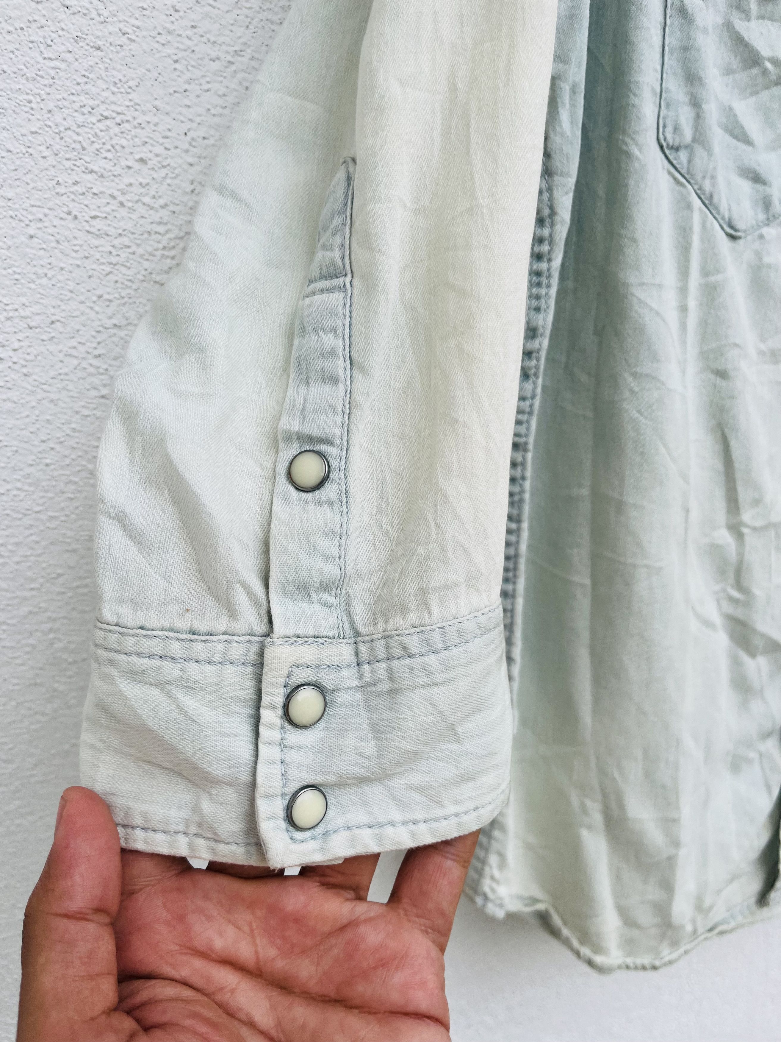 Japanese Brand × Vintage Vintage Bullet Don’t Judge It By It’s Cover Fashion Style Size S / US 4 / IT 40 - 11 Thumbnail