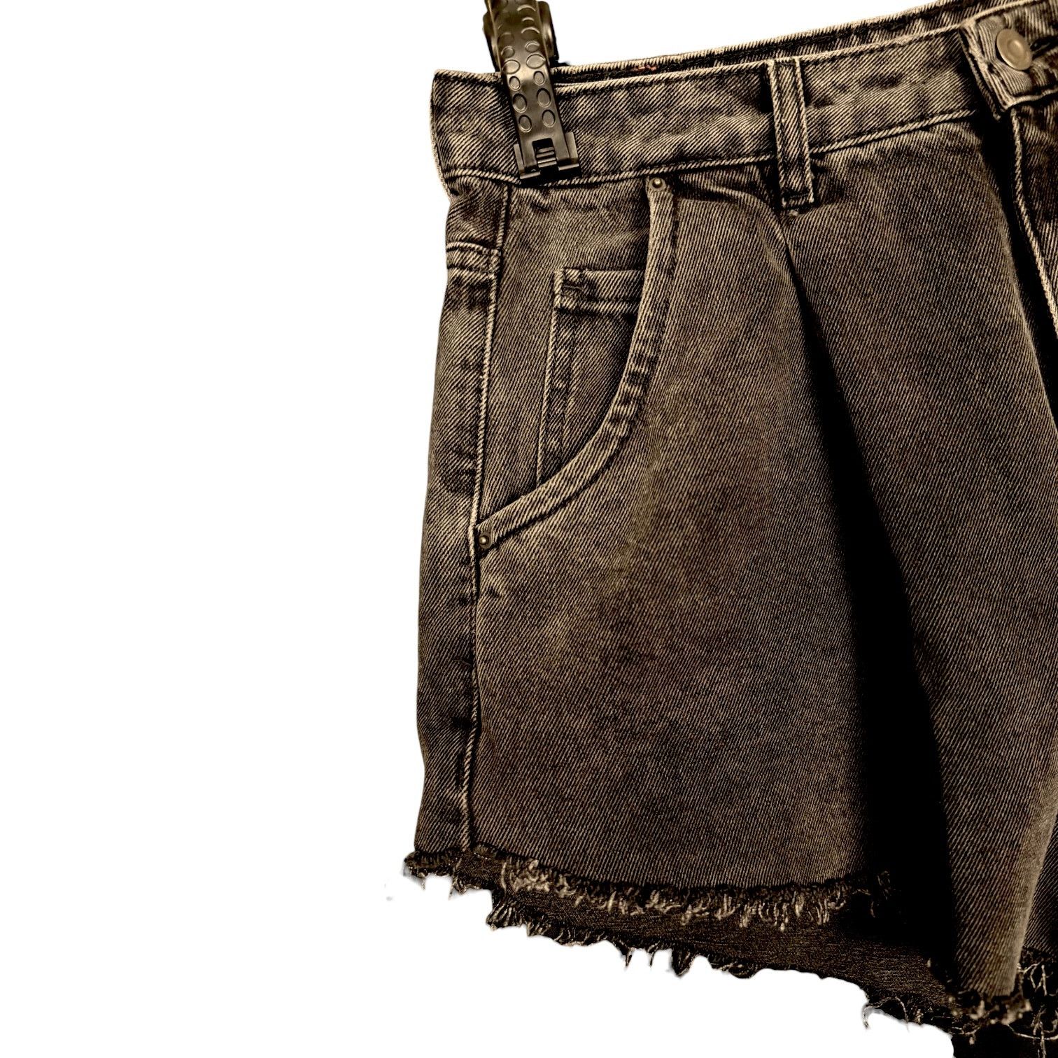 Zara Zara Pleated Distressed Denim Cutoff Shorts 3" Inseam - 8 Size 30" / US 8 / IT 44 - 3 Thumbnail