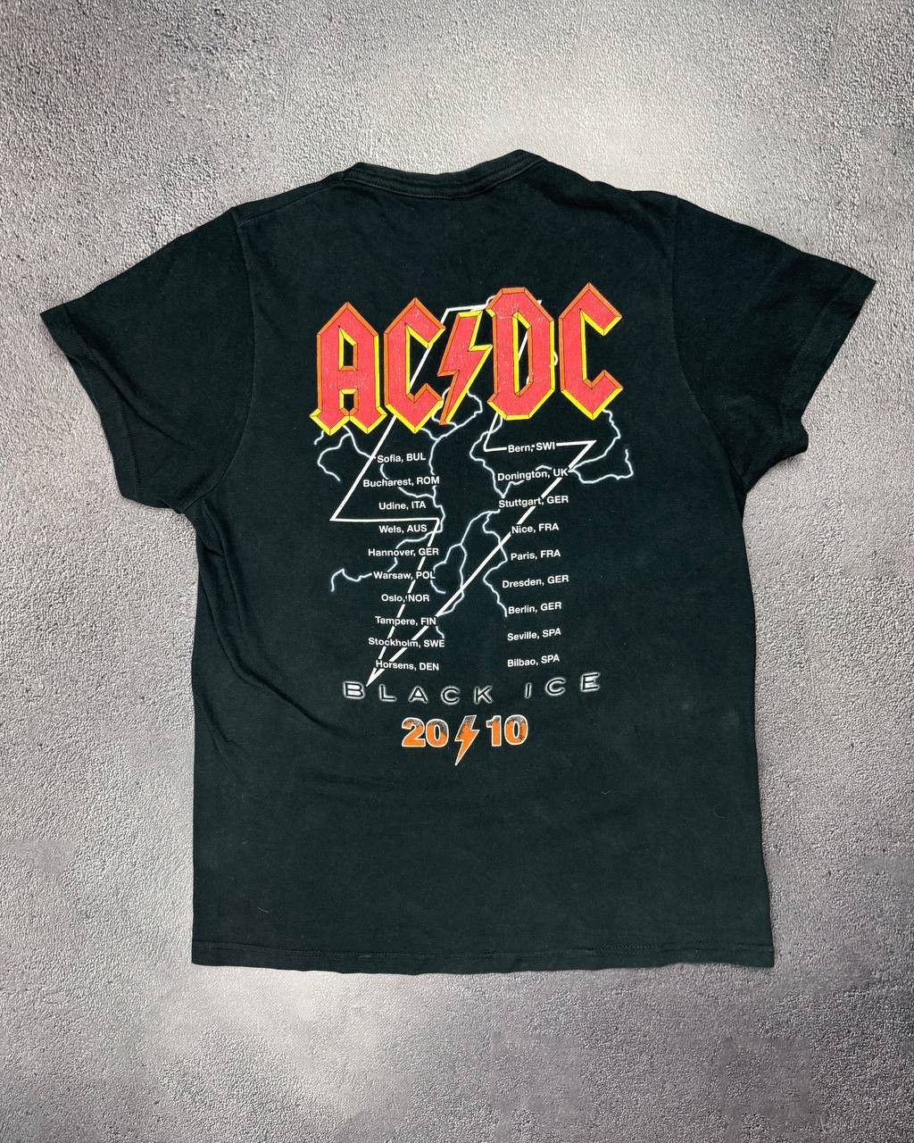 AC/DC World Tour "Black Ice" 2010 T Shirt Size US S / EU 44-46 / 1 - 2 Thumbnail