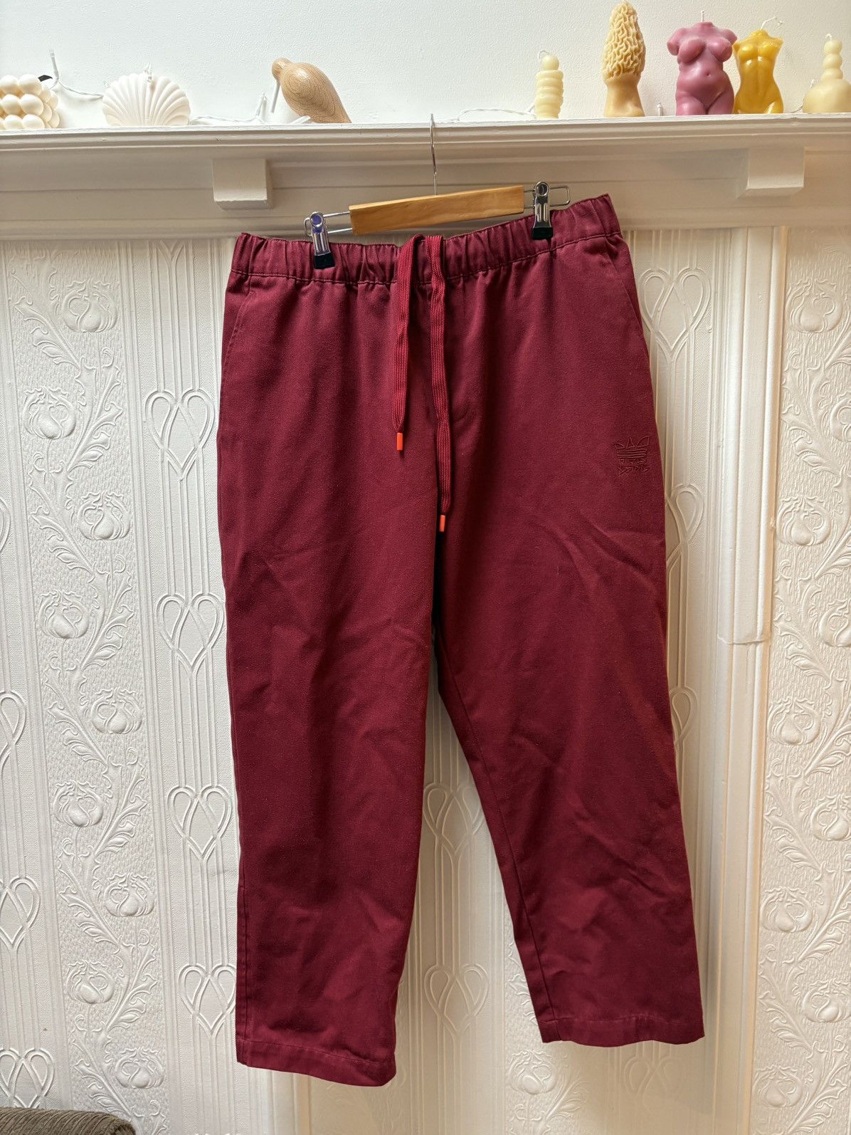 Adidas ADIDAS ORIGINALS X JONAH HILL CHINO PANT "NOBLE MAROON" Size US 34 / EU 50 - 4 Thumbnail