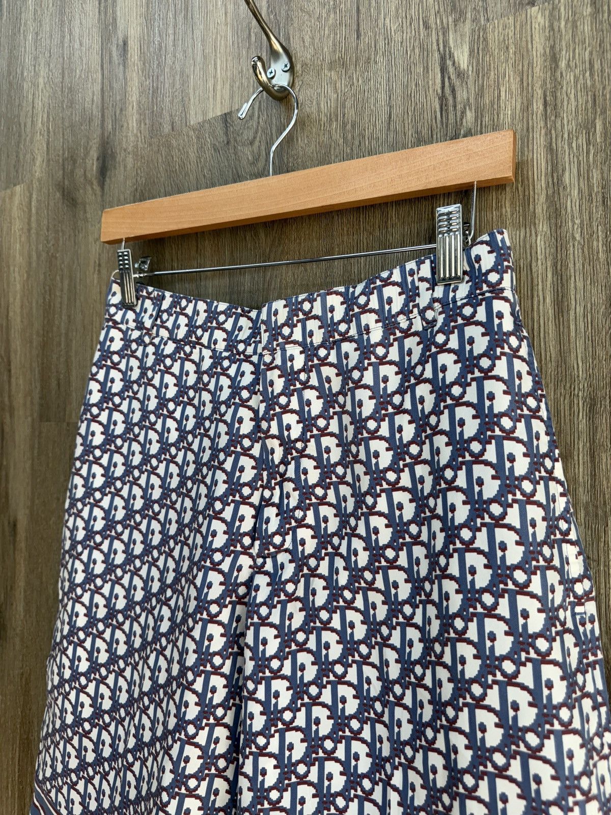 Dior Christian Dior Silk Shorts Size US 28 / EU 44 - 4 Thumbnail