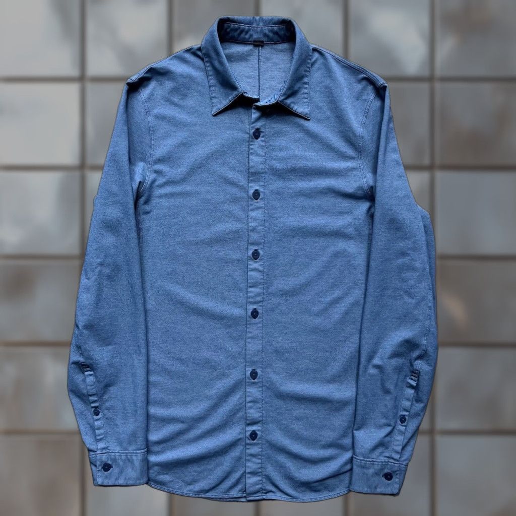 Lululemon Lululemon Button-Down Shirt S Blue Casual Workwear Cotton Lightweight All Seasons Button-Up Size US S / EU 44-46 / 1 - 1 Thumbnail