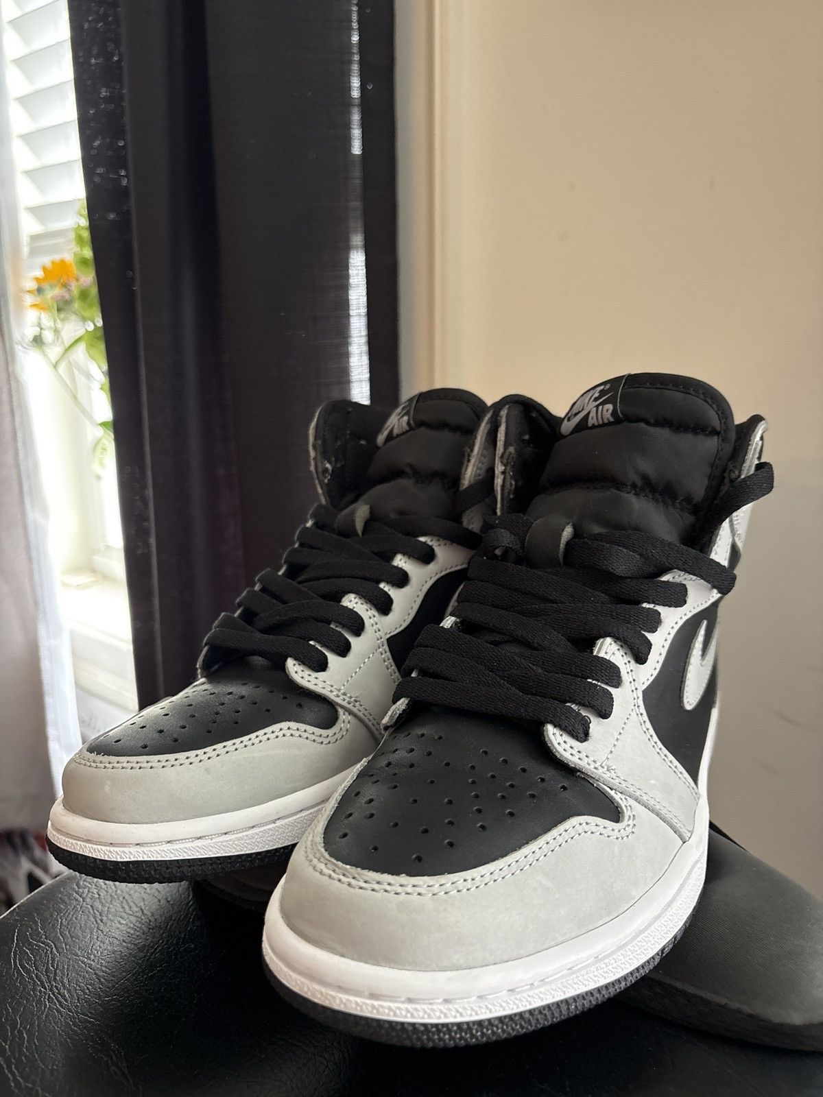 Jordan Brand Air Jordan 1 Retro High OG Shadow 2.0 Size US 7.5 / EU 40-41 - 5 Thumbnail