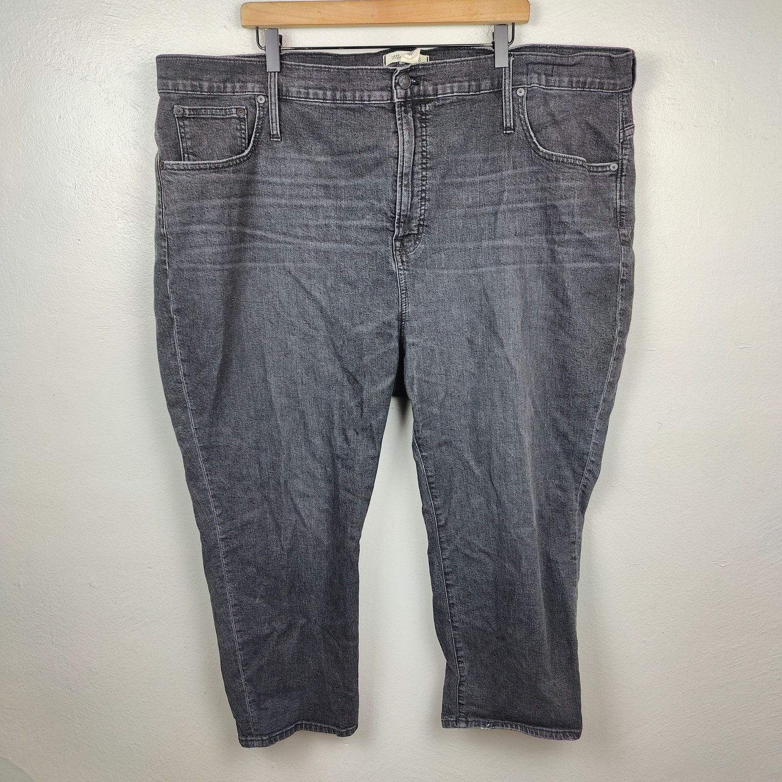 Madewell Madewell The Perfect Vintage Straight Jean Womens 37P Size 37" - 1 Thumbnail