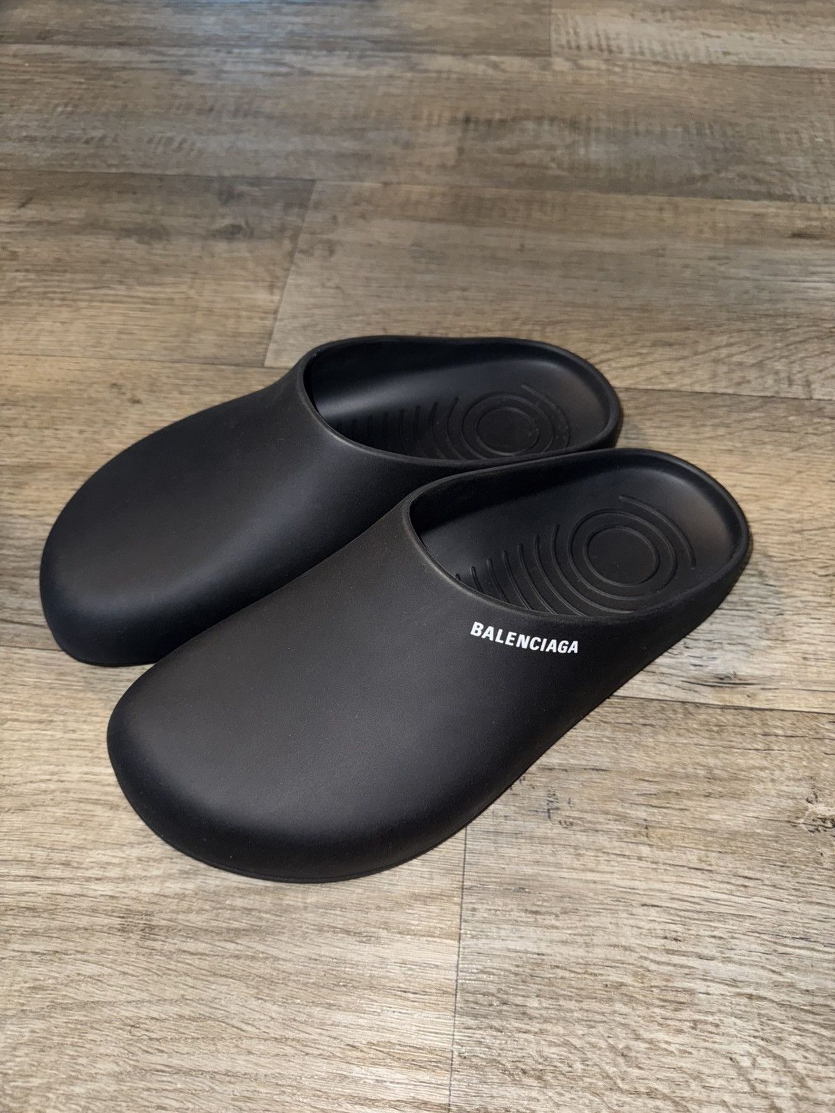 Balenciaga BALENCIAGA POOL CLOSED SIDE Size US 10 / EU 43 - 1 Thumbnail