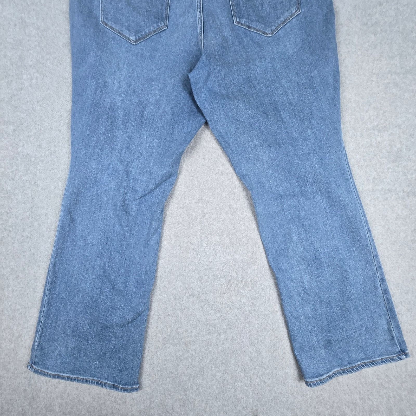 Old Navy Old Navy Womens 24 Mid Rise Wow Boot Cut Jeans Size 42" / US 20 - 7 Thumbnail
