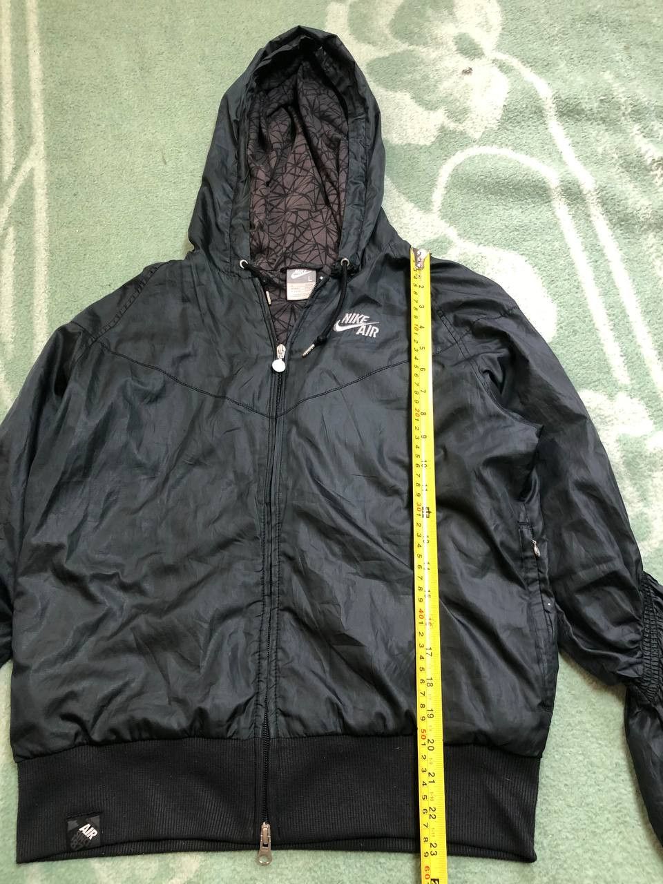 Nike Vintage Nike Embroidered Logo Light Jacket Size L Size L / US 10 / IT 46 - 7 Thumbnail