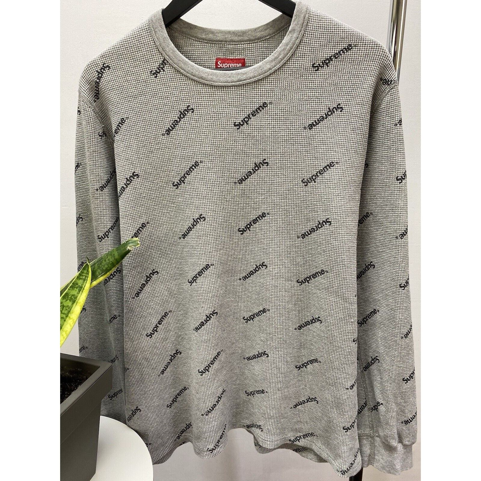 Supreme Supreme Waffle Thermal Logo’s Grey Monogram Size L Men SB Size US L / EU 52-54 / 3 - 9 Thumbnail