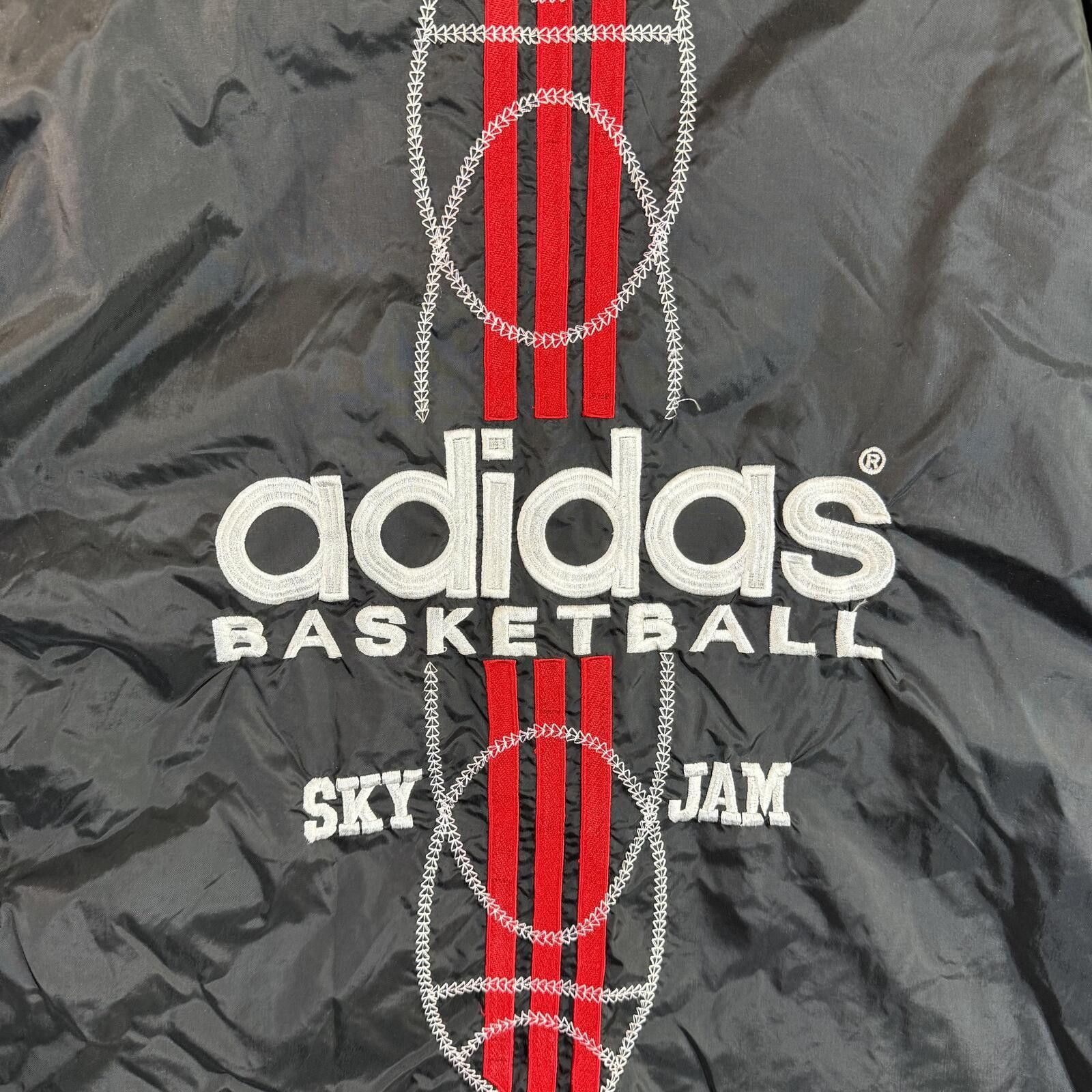 Adidas vintage adidas basketball sky jam windbreaker jacket small Size US S / EU 44-46 / 1 - 7 Thumbnail