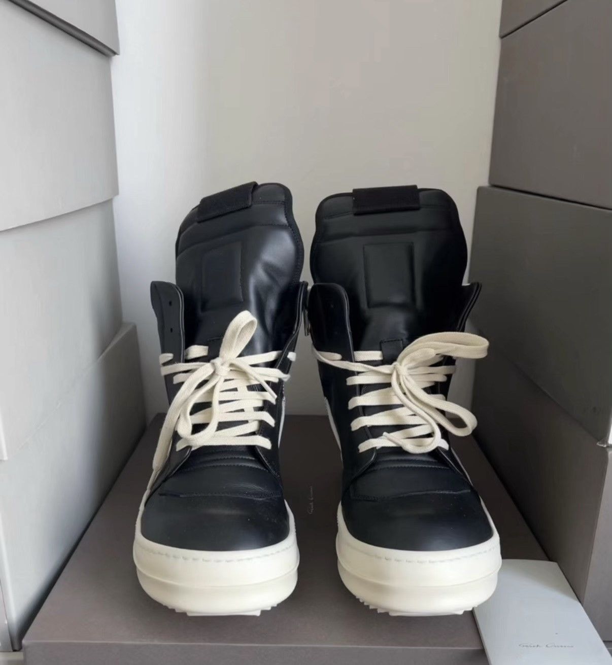 Rick Owens Rick Owens 26SS Mainline Black and White High-Top Shoes Size US 8 / EU 41 - 6 Thumbnail