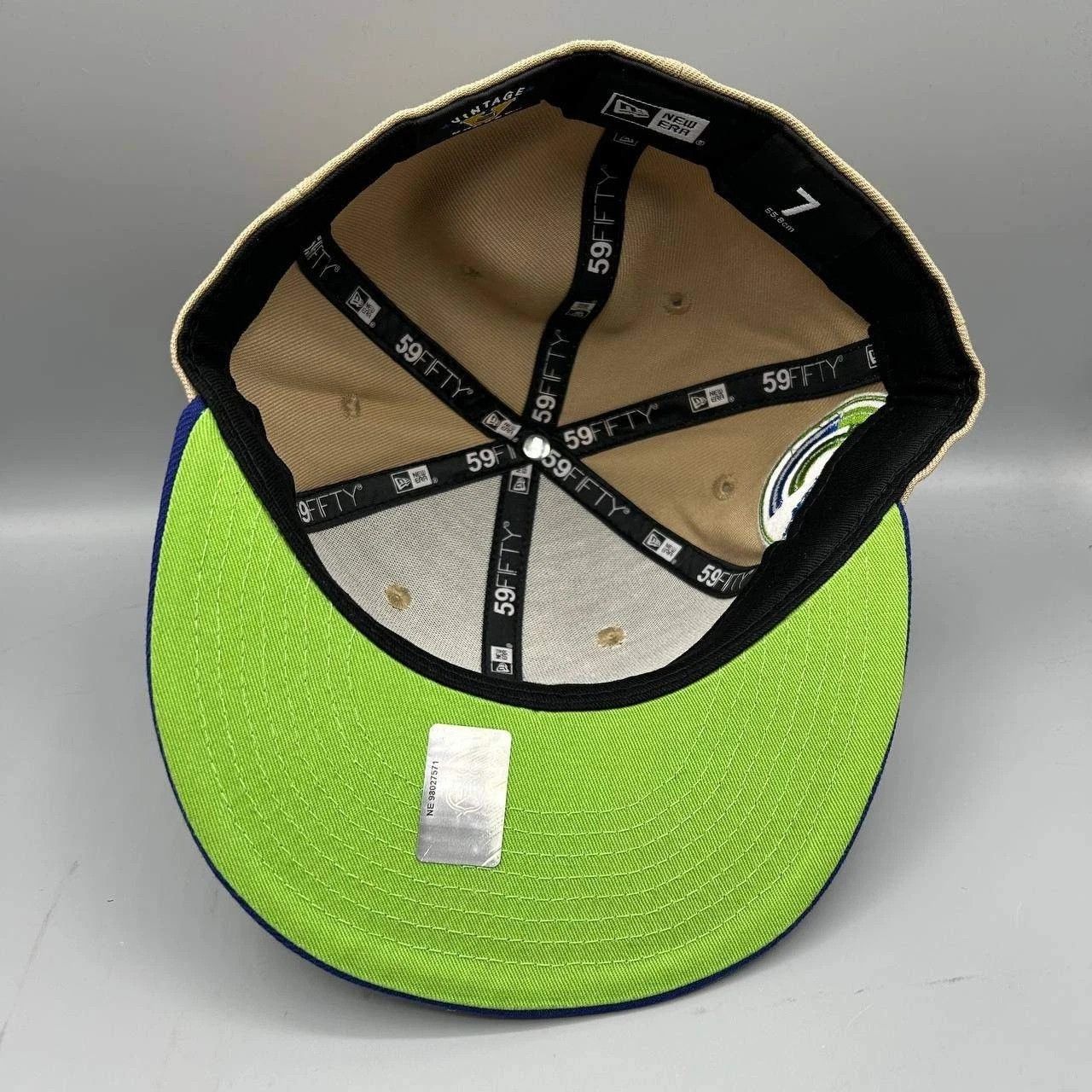 New Era Hartford Whalers Hat Men 7 Brown Blue NHL Fitted Cap New Size ONE SIZE - 8 Thumbnail
