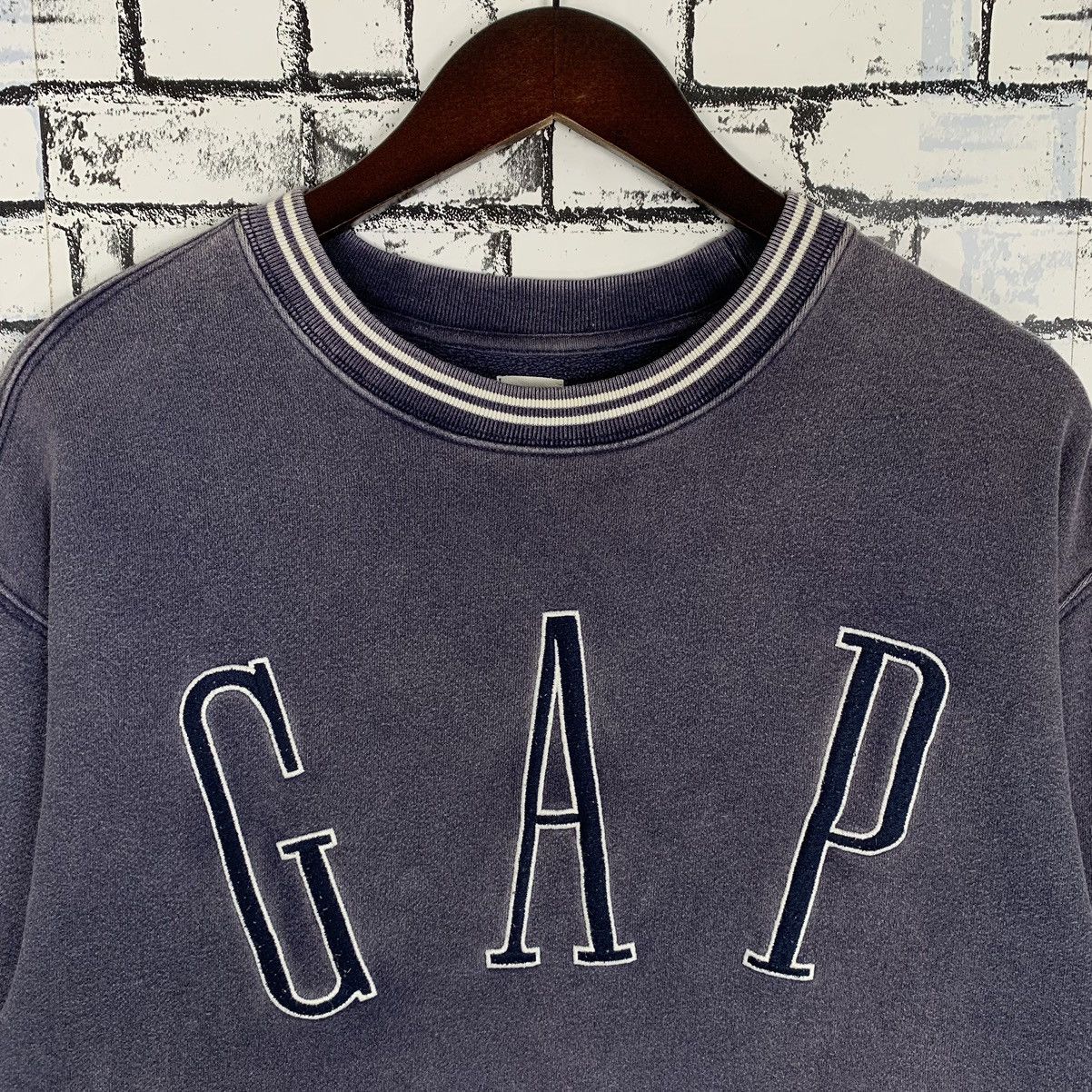 Gap × Vintage GAP Big Logo Sweatshirt GAP Crewneck Size US M / EU 48-50 / 2 - 2 Thumbnail