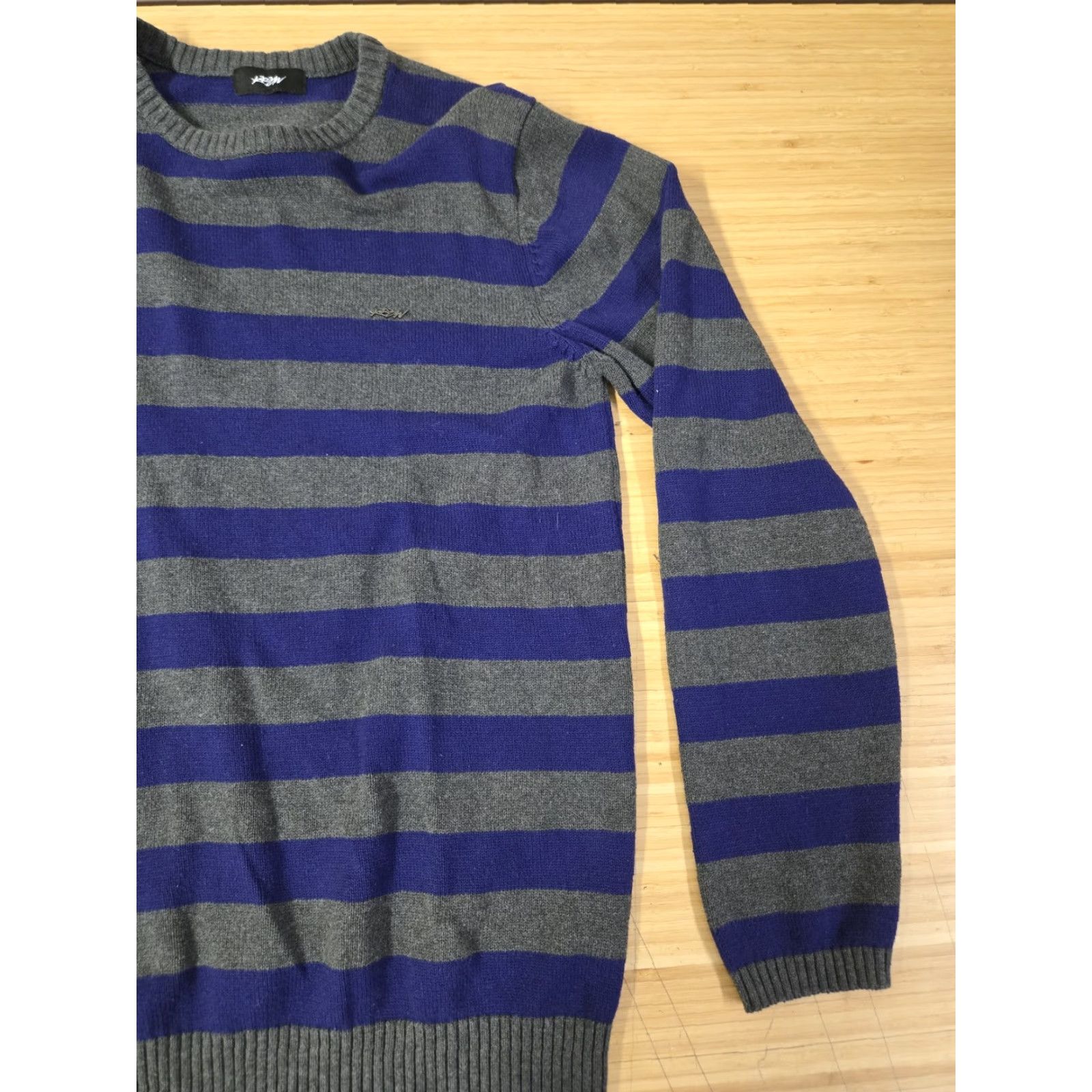 Vintage KR3W Sweater Mens Large Blue Gray Striped Knit Crewneck Pullover Casual Logo Size US L / EU 52-54 / 3 - 2 Thumbnail