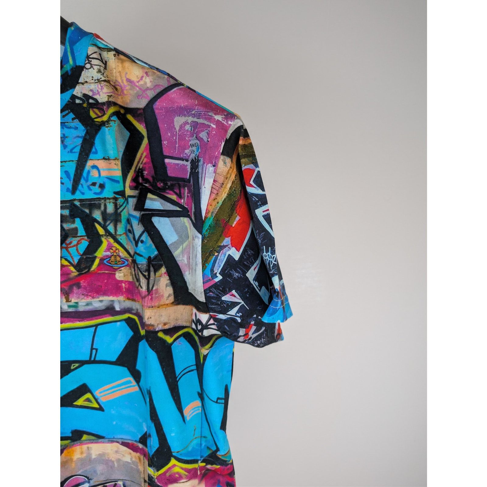 Vivienne Westwood o1rshd1 Classic Graffiti Print T-Shirt in Multiolor Size US S / EU 44-46 / 1 - 6 Thumbnail
