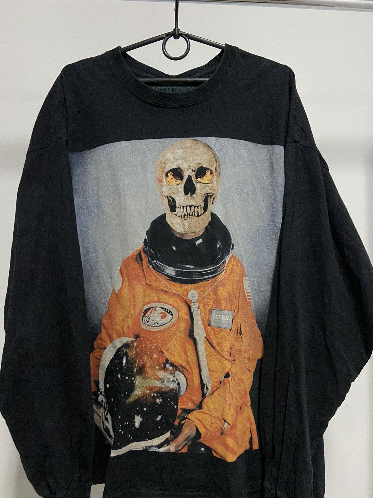 Travis Scott Travis Scott Astroworld astronaut big print logo sweatshirt Size US XL / EU 56 / 4 - 3 Thumbnail