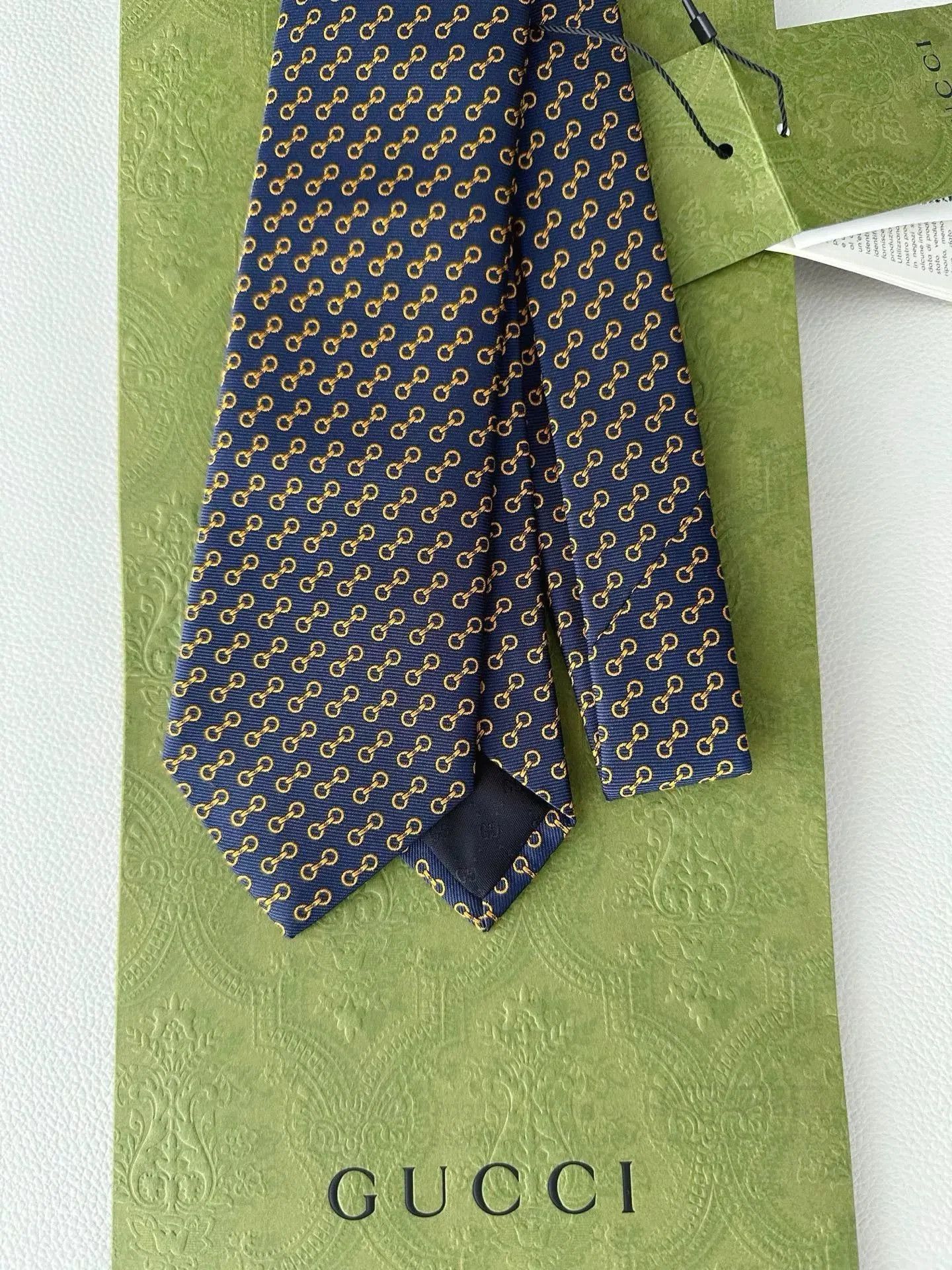 Gucci Gucci Gold Horsebit Silk Tie. Size ONE SIZE - 2 Thumbnail