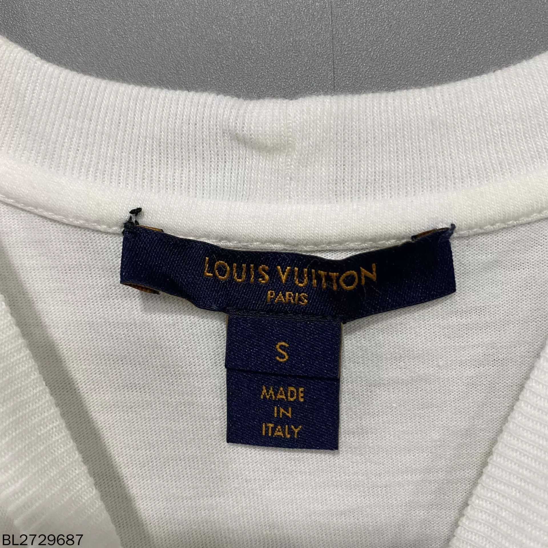Louis Vuitton LV Reverse Monogram short-sleeve t-shirt S 98 New Size S / US 4 / IT 40 - 4 Thumbnail