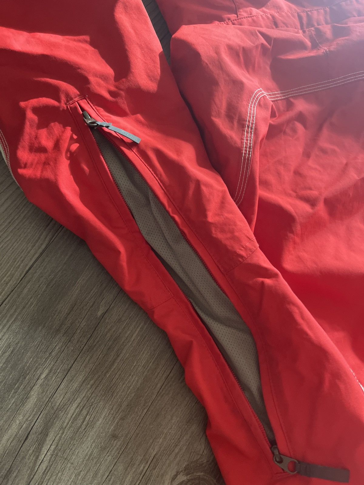 Nike ACG Nike ACG snowboarding jacket Size US L / EU 52-54 / 3 - 5 Thumbnail