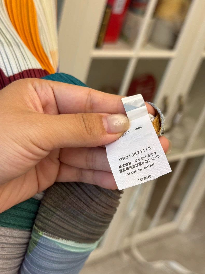 Issey Miyake Issey Miyake size:3 Color-blocked pleated short-sleeved sh Size XS / US 0-2 / IT 36-38 - 4 Thumbnail