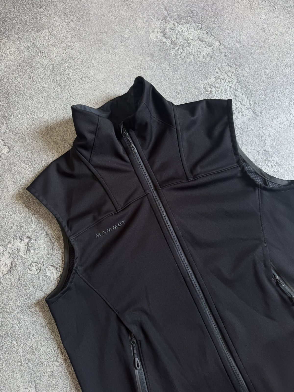 Mammut Mammut L outdoor zip Softshell vest jacket windstopper Size US L / EU 52-54 / 3 - 9 Thumbnail