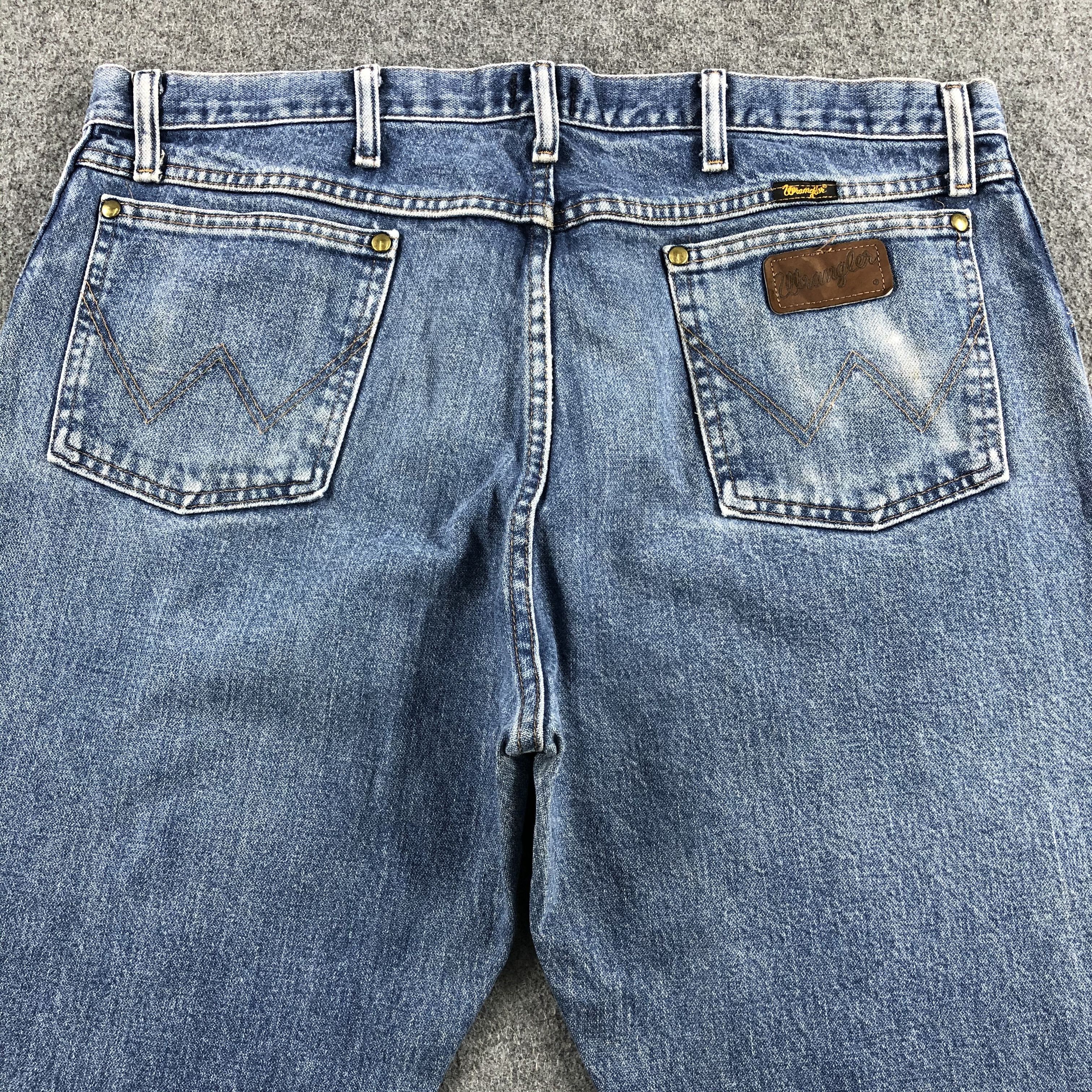 Vintage Vintage Blue Wash Wrangler Jeans-J1492 Size US 39 - 4 Thumbnail