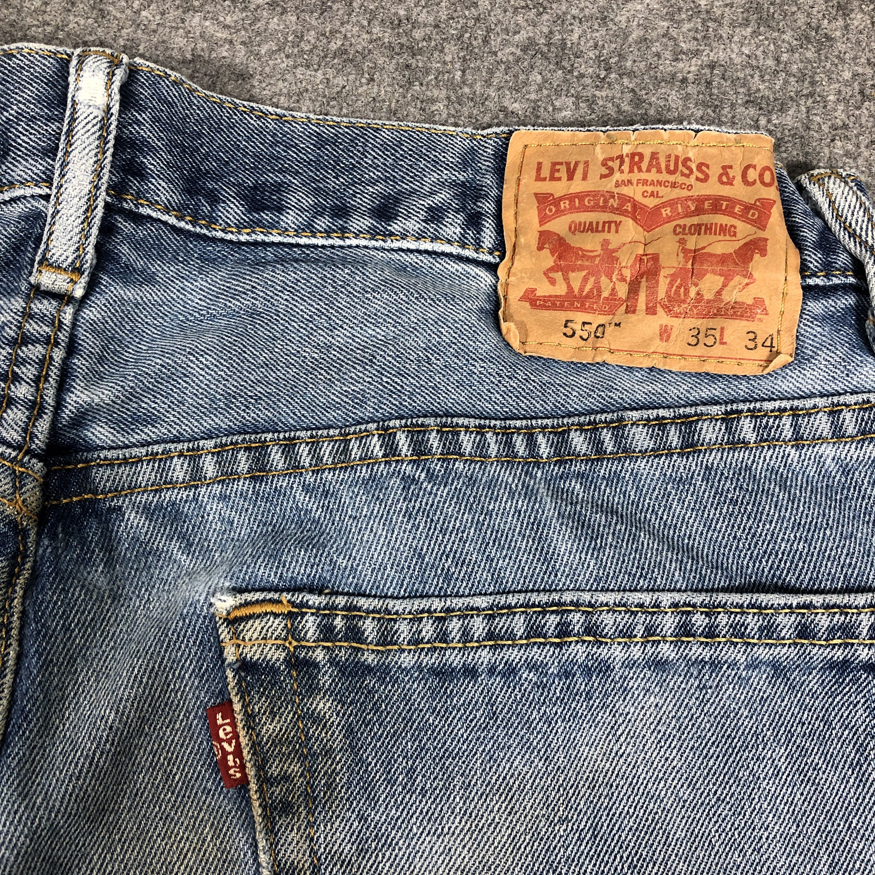 Levi's × Vintage Vintage Levis 550 Light Blue Wash Jeans L966 Size US 33 - 6 Thumbnail