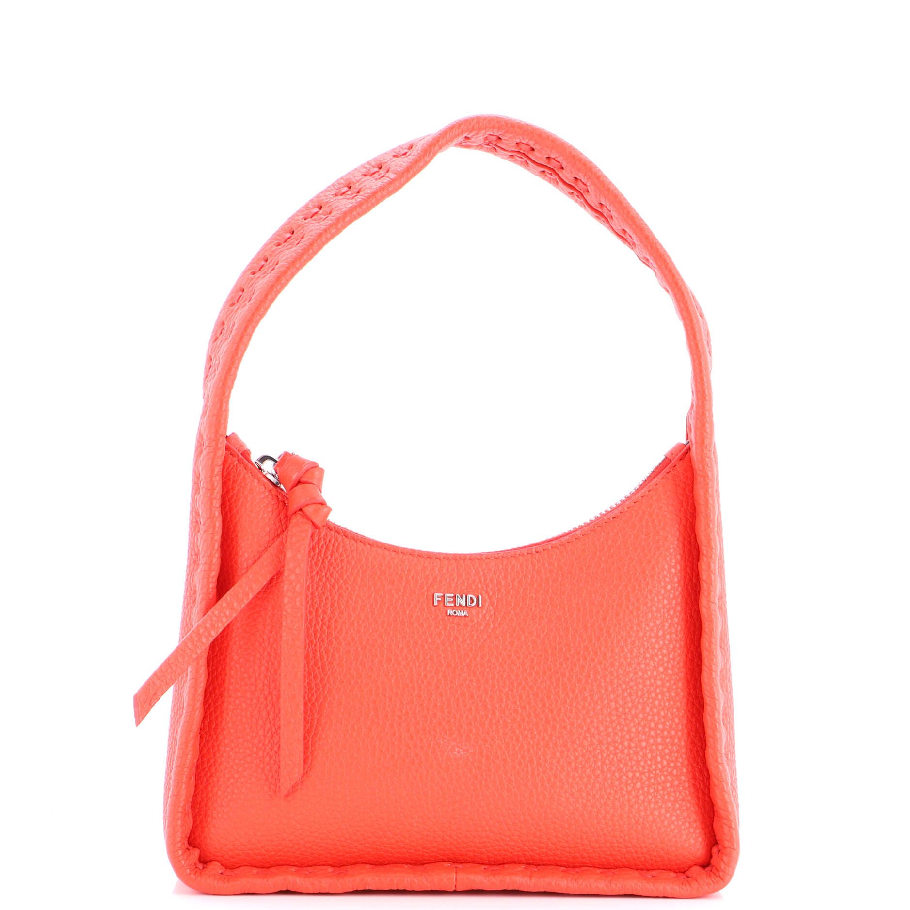 Fendi Fendessence Hobo Size ONE SIZE - 1 Thumbnail