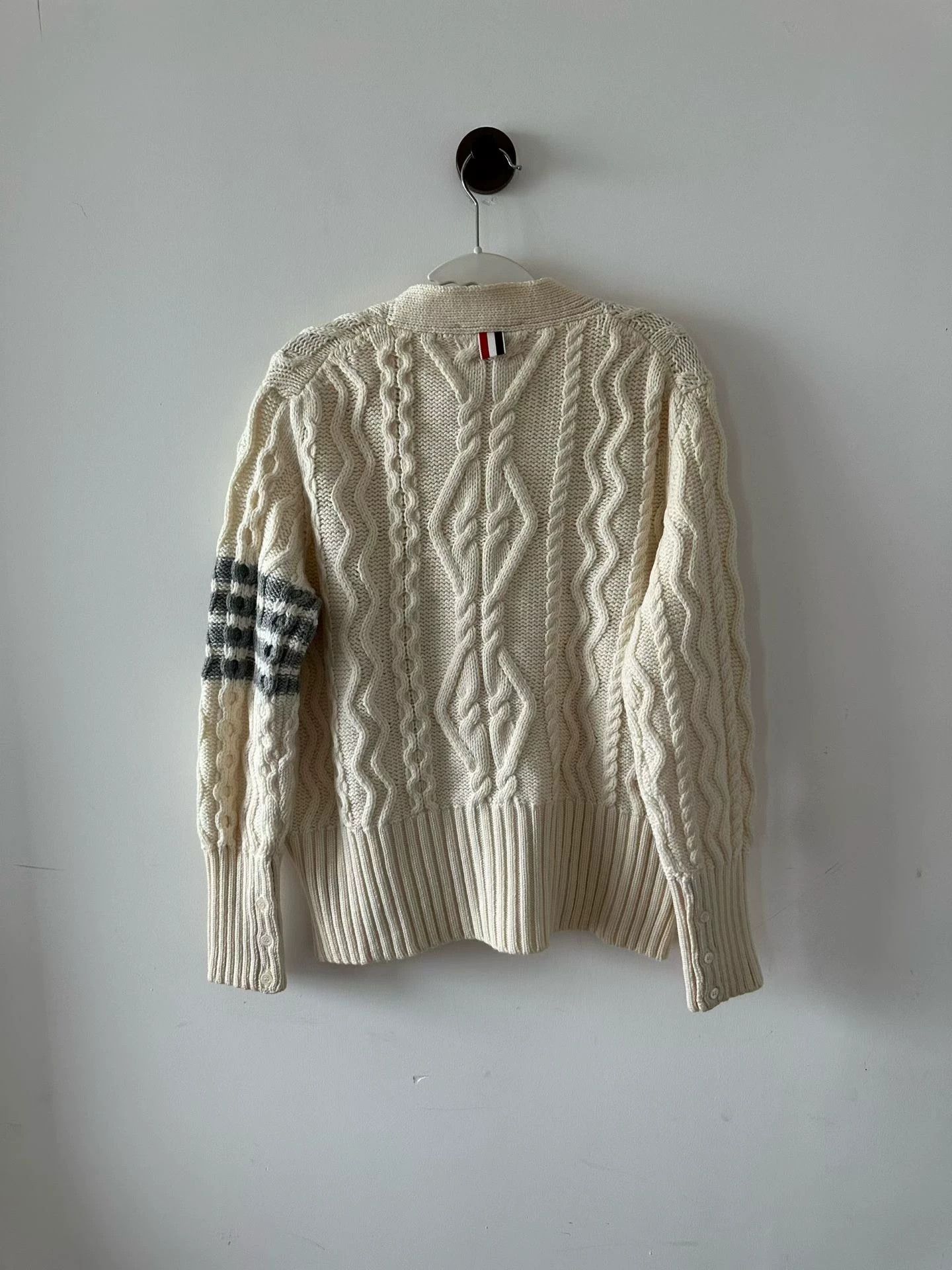 Thom Browne Thom Browne Off-White Wool Cardigan Size 0 New Size XS / US 0-2 / IT 36-38 - 2 Thumbnail