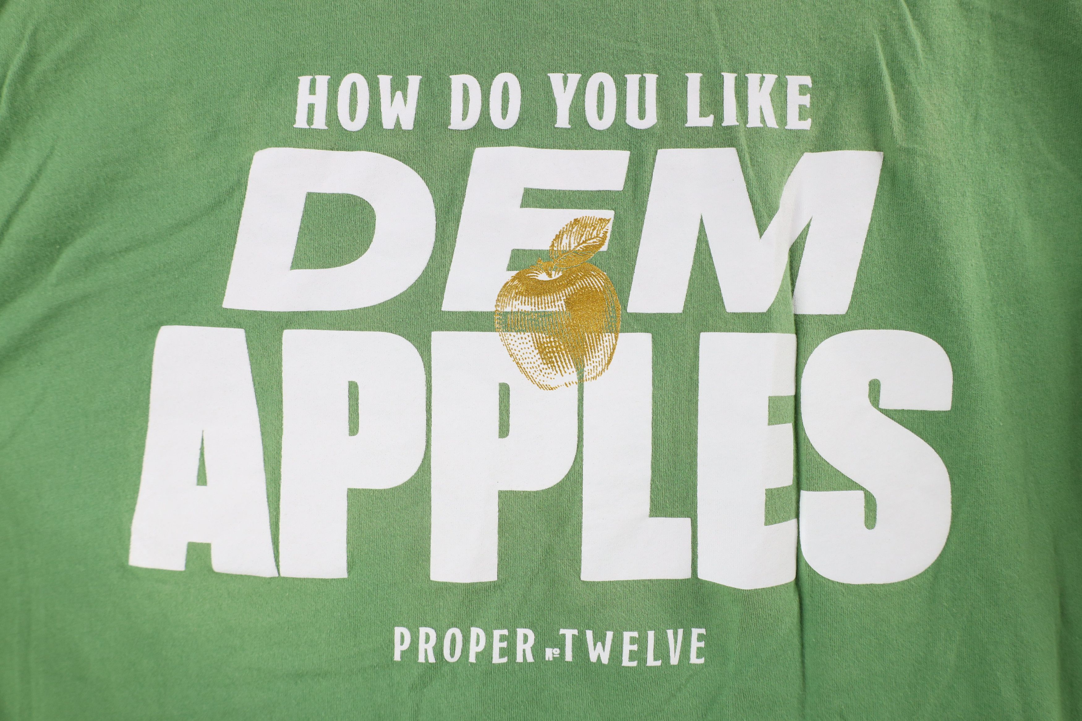Vintage Proper No Twelve How Do You Like Dem Apples Whiskey T-Shirt Size US L / EU 52-54 / 3 - 4 Thumbnail