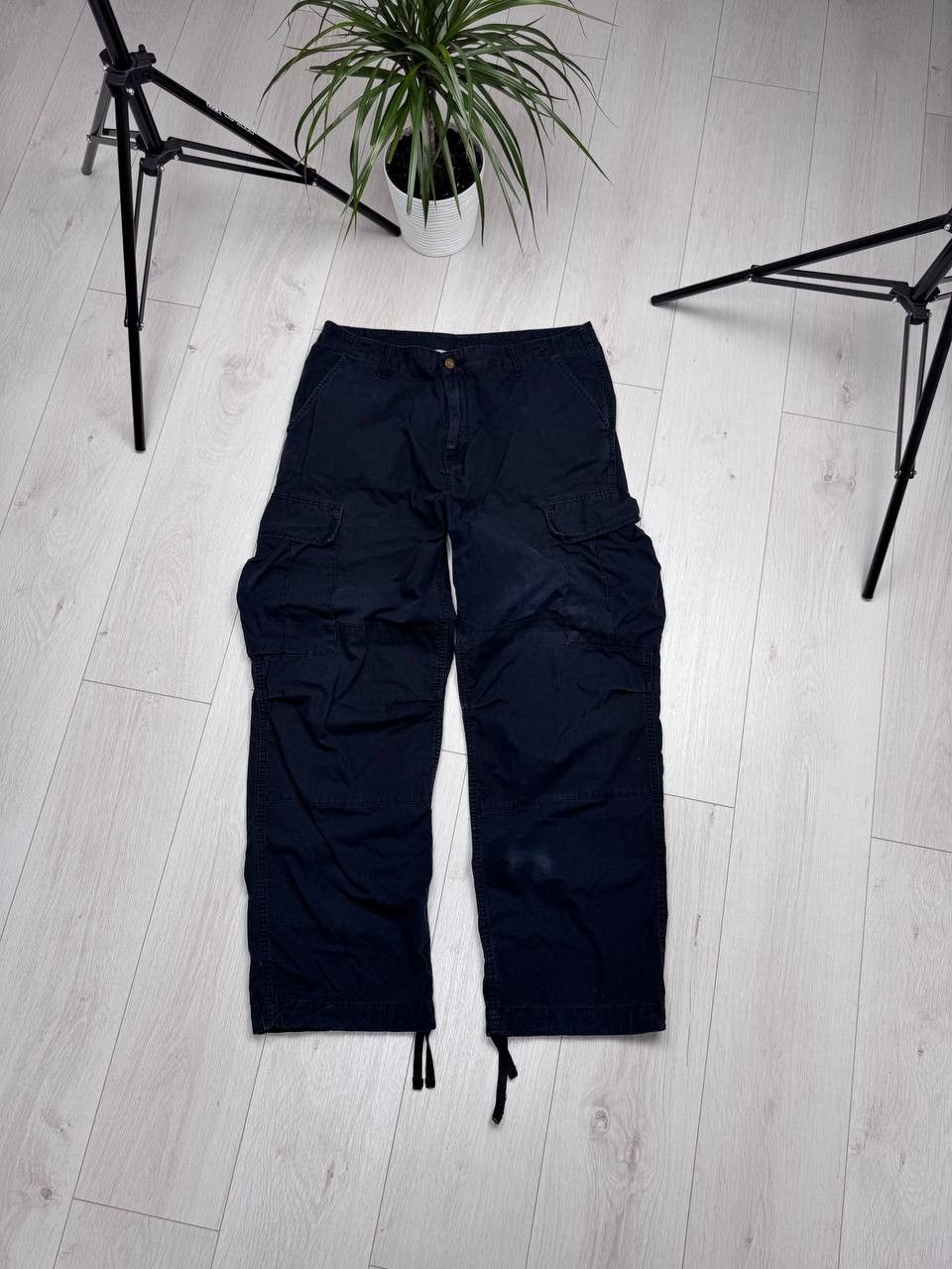 Carhartt Vintage black carhartt cargo pants workwear size 34 x 32 Size US 34 / EU 50 - 2 Thumbnail