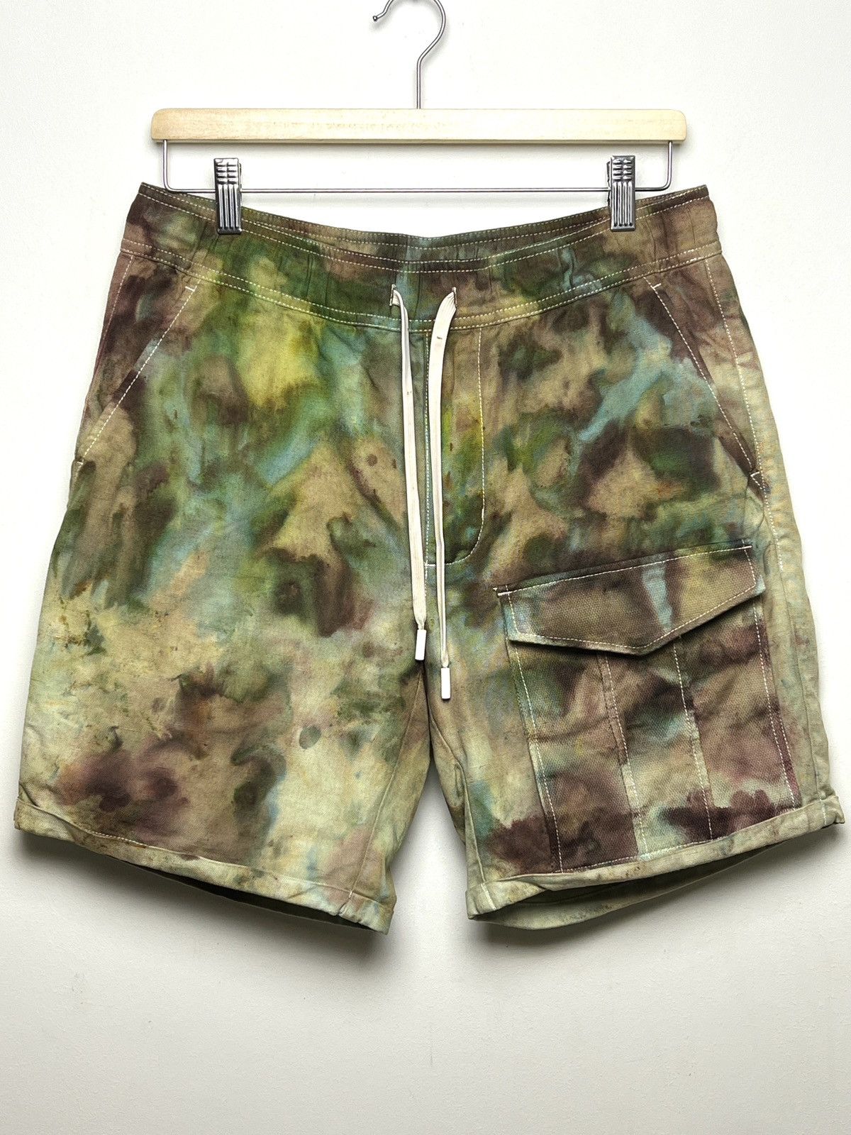 image of Archival Clothing x Armani Exchange Armani Y2K Tie Dye Shorts M-L in Camo, Men's (Size 30)