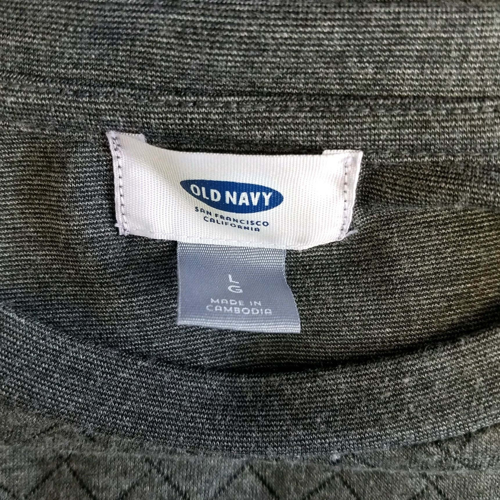 Old Navy Old Navy Womens Long Sleeve Blouse Sz L Gray Pullover Top - Polyester Blend, 88/12 - 22x22.5x26.5 Measurements, Regular, Womens Size L / US 10 / IT 46 - 5 Thumbnail