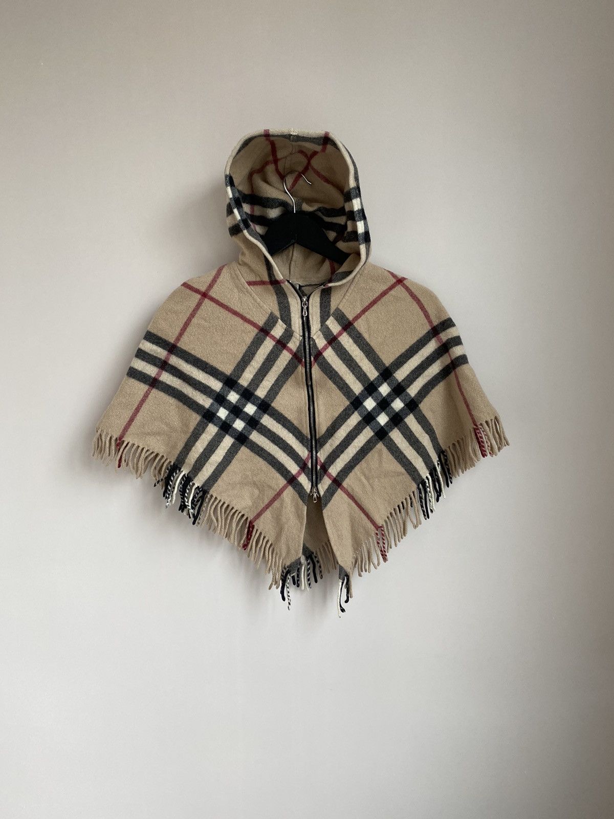 Burberry × Vintage Burberry Vintage Women's Poncho with a hood Size ONE SIZE - 2 Thumbnail