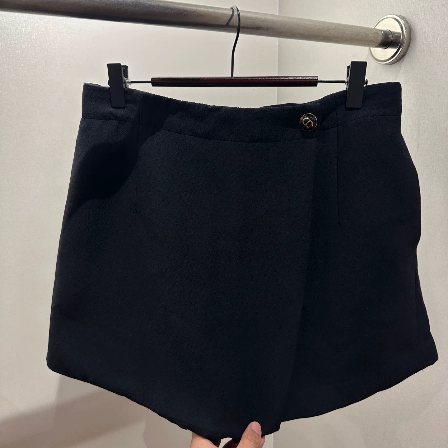 Christian Dior Monsieur Christian Dior CD Buckle Black Wool Culottes 38 Size 27" / US 4 / IT 40 - 6 Thumbnail