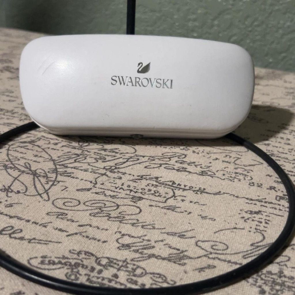 Swarovski Swarovski white glasses case #luxury #glassescase Size ONE SIZE - 1 Thumbnail