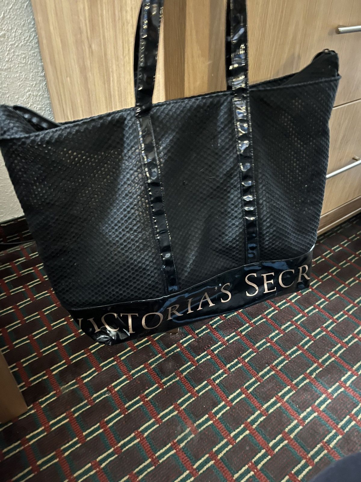 Victoria's Secret Victoria Secret Tote Size ONE SIZE - 1 Thumbnail