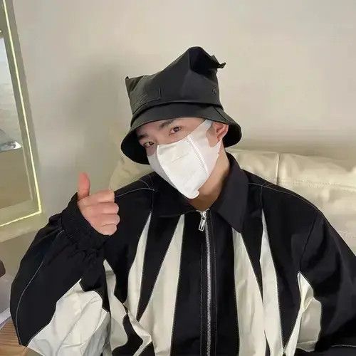 Other Design Leather Cowhorn Bucket Hat Size ONE SIZE - 4 Thumbnail