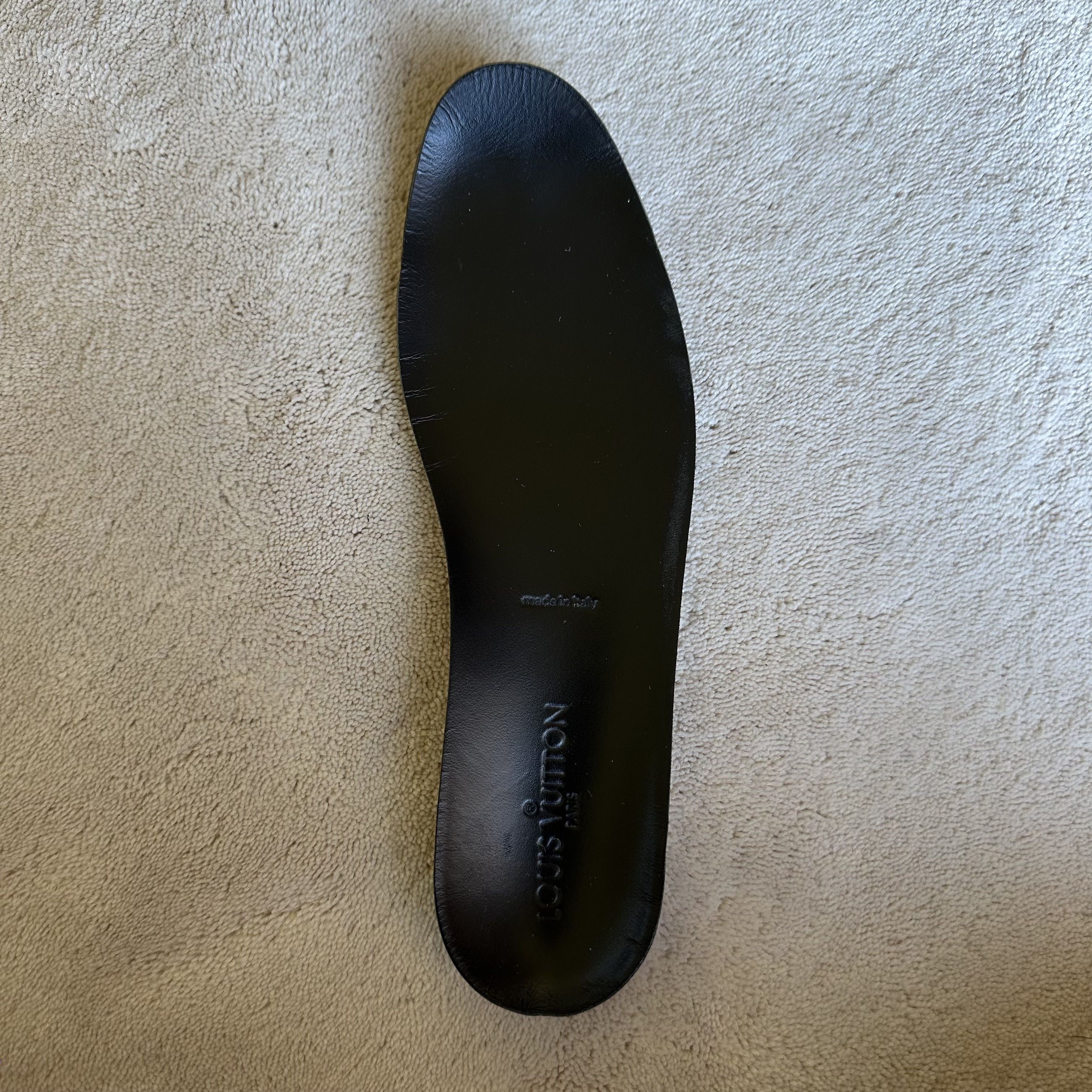 Louis Vuitton LOUIS VUITTON Damier Graphite LOW-TOP SNEAKERS Size 7.5 LV Size US 8.5 / EU 41-42 - 10 Thumbnail