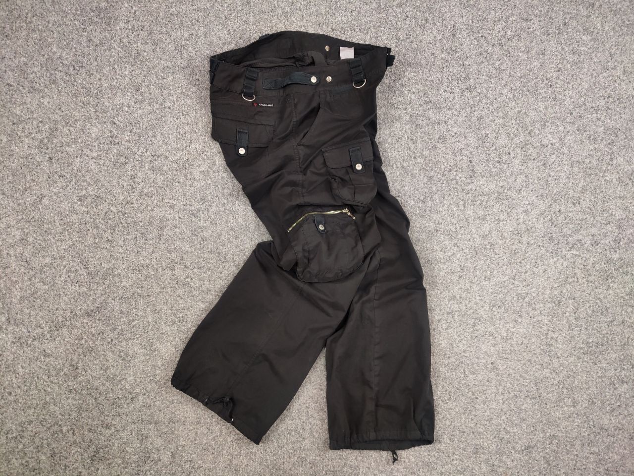 Japanese Brand Rare Vintage Y2K Japanese Black cotton Cargo Baggy Pants Size US 32 / EU 48 - 16 Thumbnail