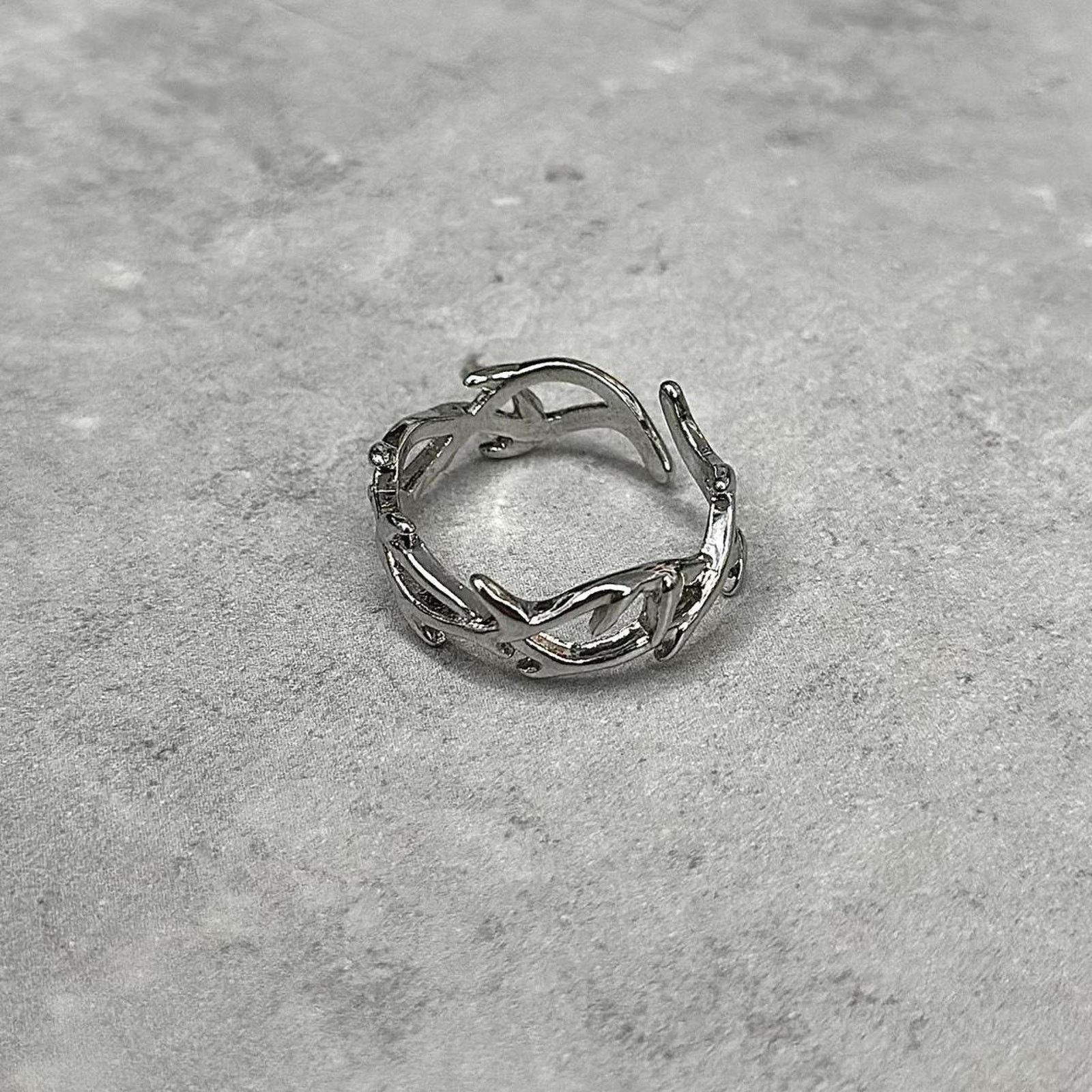 Vintage Silver barbed wire unique chrome MENS2 Size ONE SIZE - 1 Thumbnail