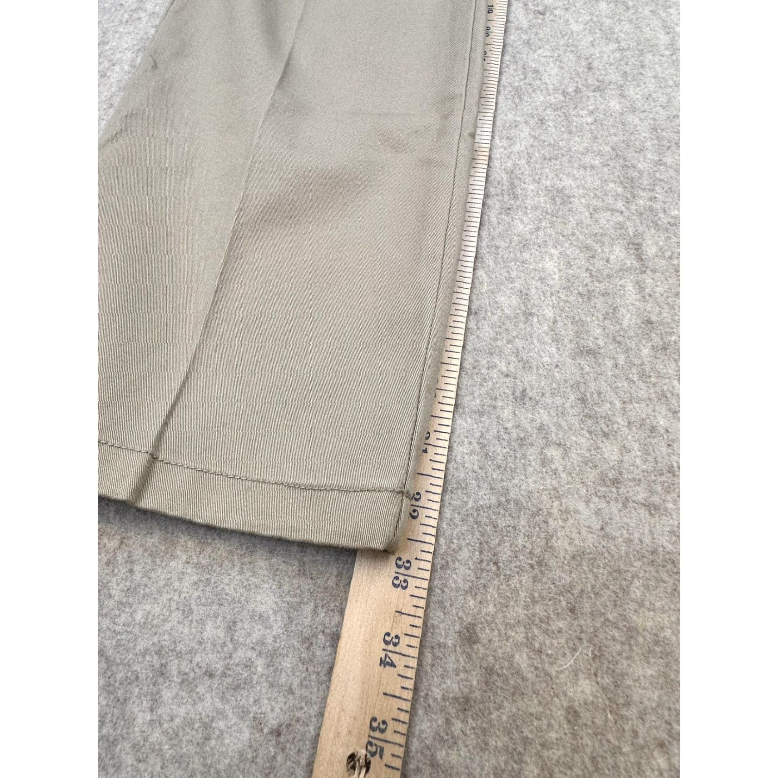 Vintage St. John's Bay Pants Mens 34x34 British Khaki Classic Fit Flat Front Stretch NWT Size US 34 / EU 50 - 6 Thumbnail
