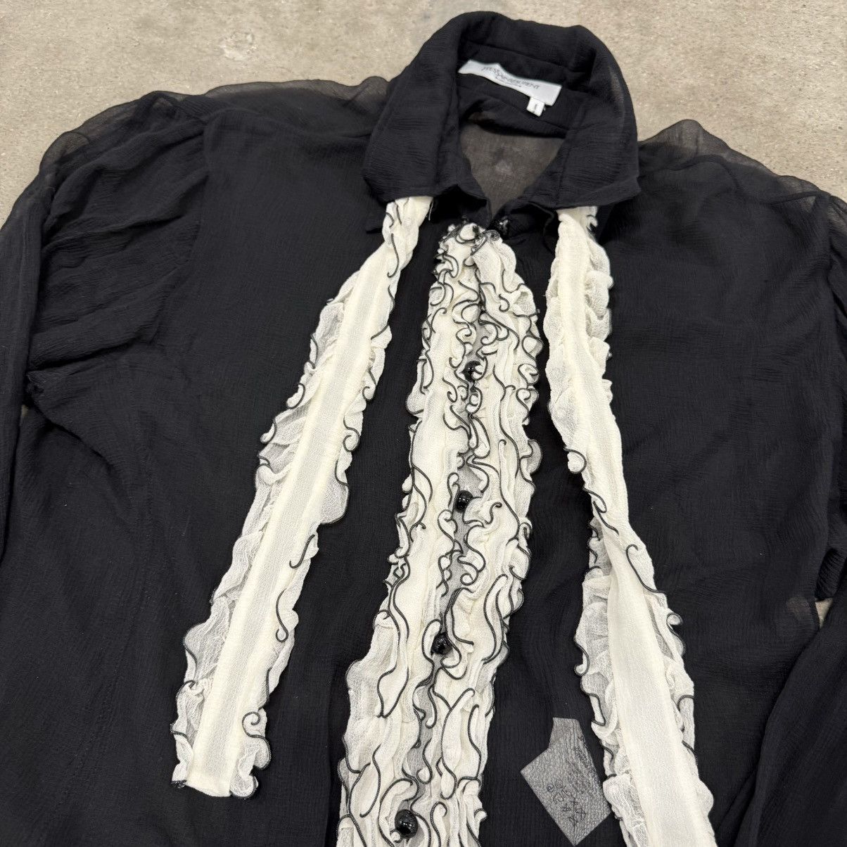 Yves Saint Laurent YVES SAINT LAURENT SILK BLOUSE Size S / US 4 / IT 40 - 3 Thumbnail