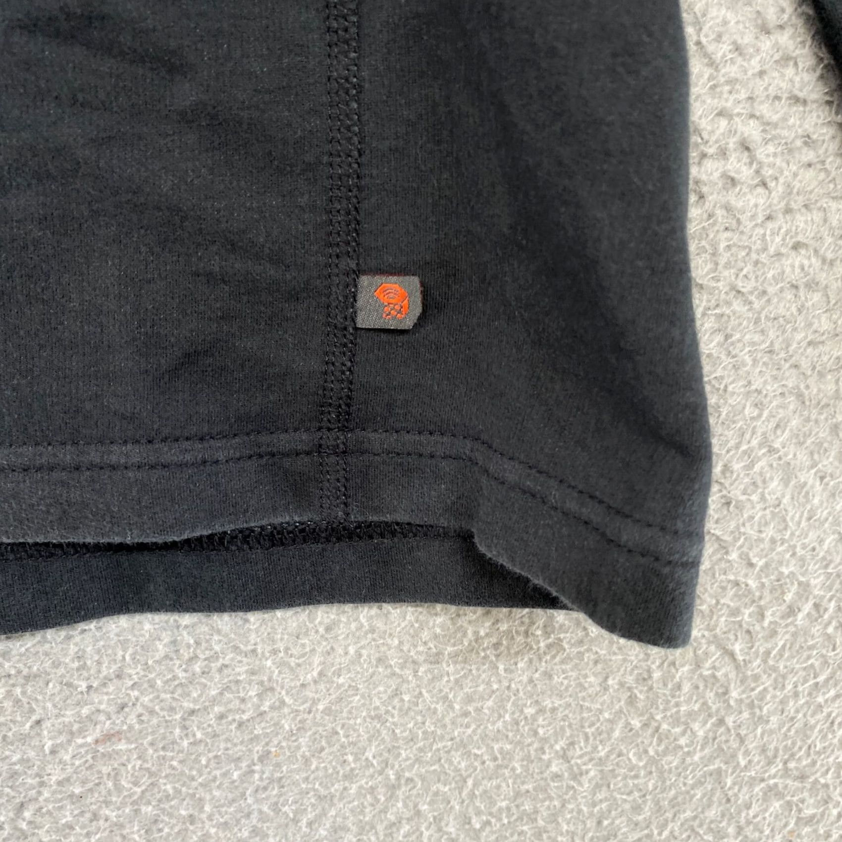 Mountain Hardwear Mountain Hardwear Shirt Mens M Pullover 1/4 Zip Black Outdoor Hiking Breathable Logo Casual Sportswear Size US M / EU 48-50 / 2 - 4 Thumbnail