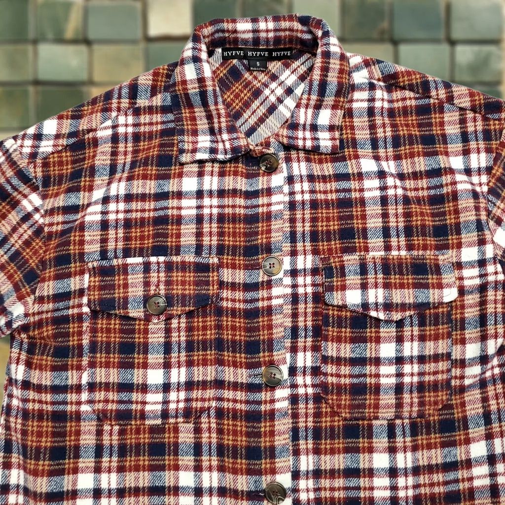 Vintage HYFVE Jacket Women S Red Blue Plaid Heavyweight Flannel Overshirt Cabin Gorp Shirt Womens Size S / US 4 / IT 40 - 1 Thumbnail